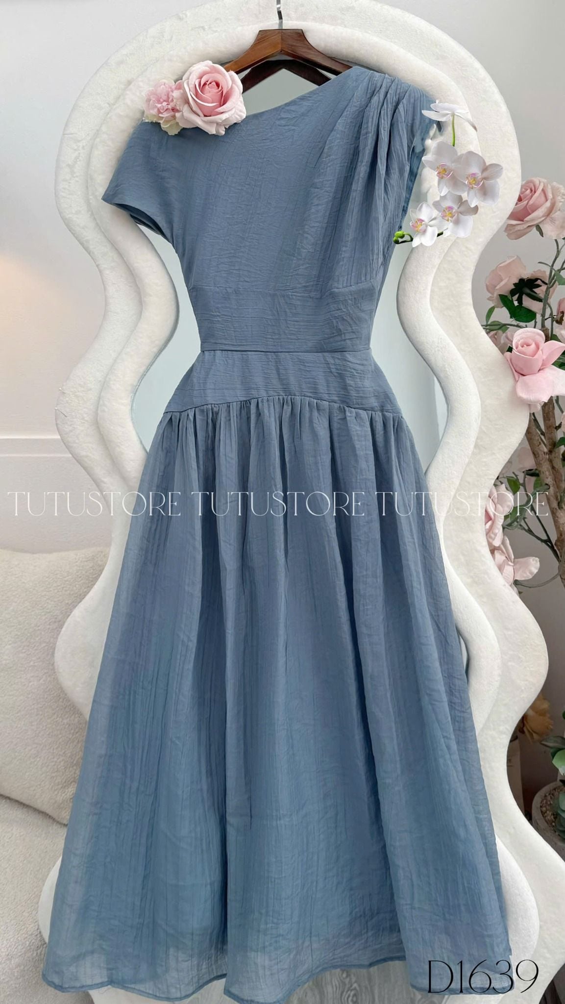 Đầm Thiết Kế Lệch Vai Dáng Xòe Nhẹ Nhàng Đi Chơi TuTu Store Mã D1639