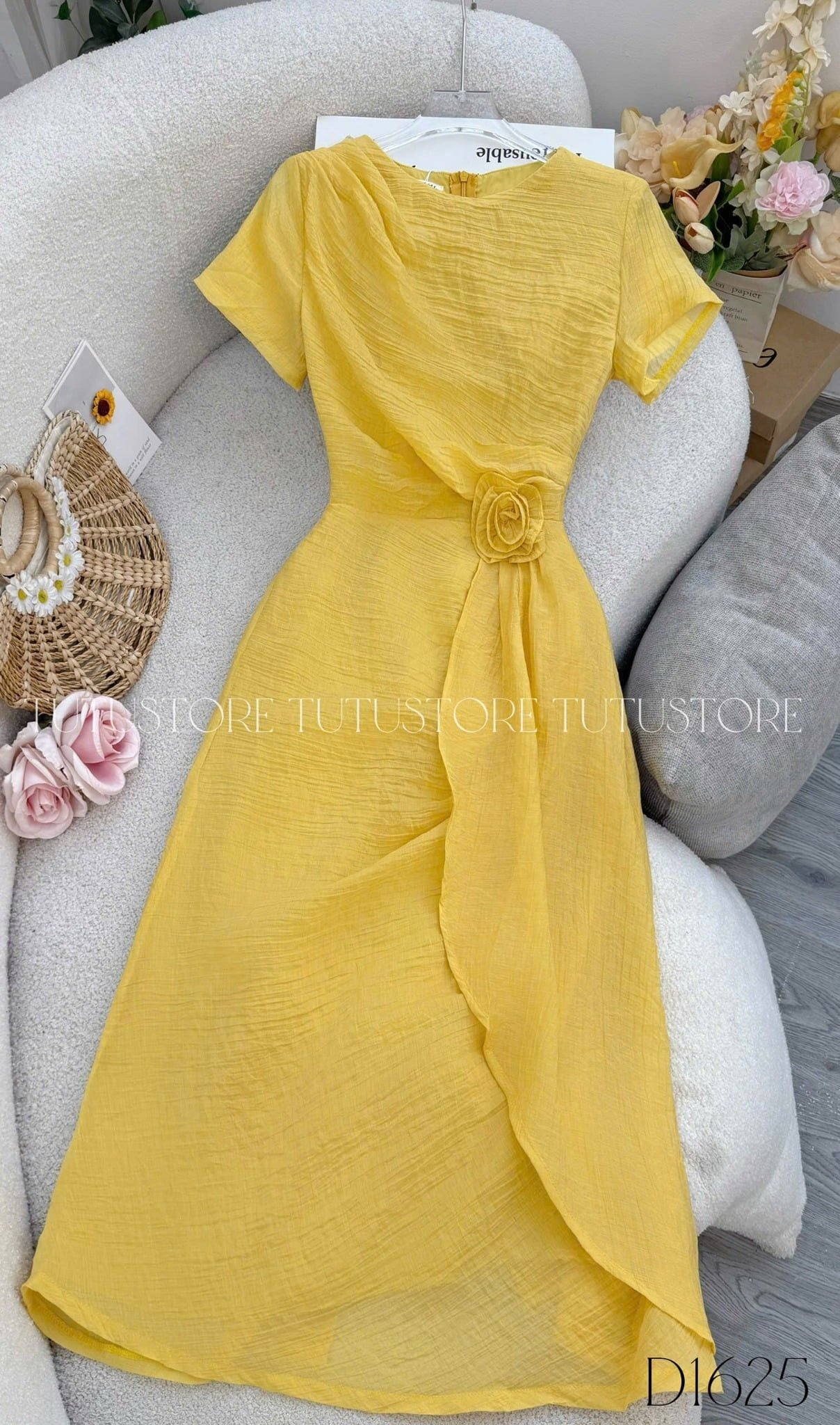 Đầm Thiết Kế Cổ Tròn Nhẹ Nhàng Đi Chơi TuTu Store Mã D1625