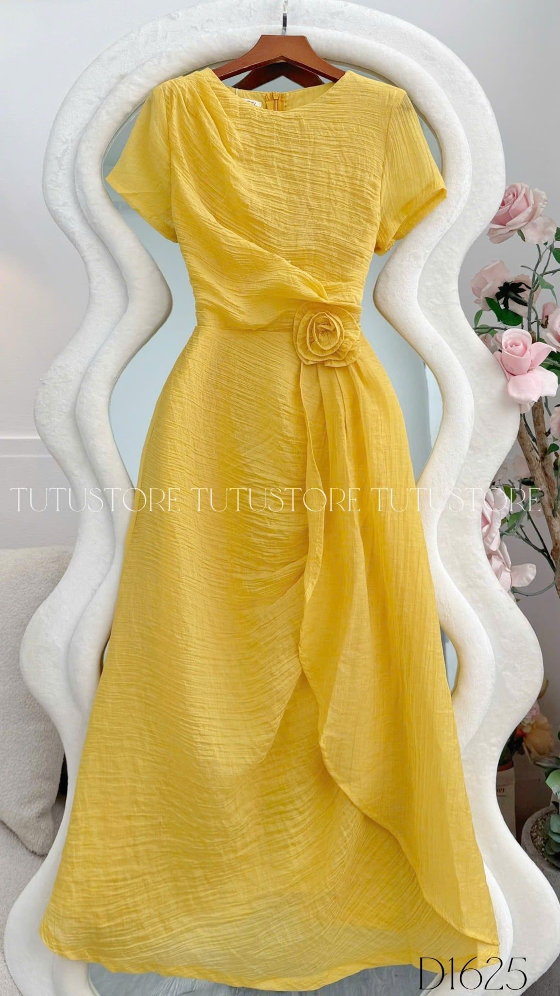 Đầm Thiết Kế Cổ Tròn Nhẹ Nhàng Đi Chơi TuTu Store Mã D1625