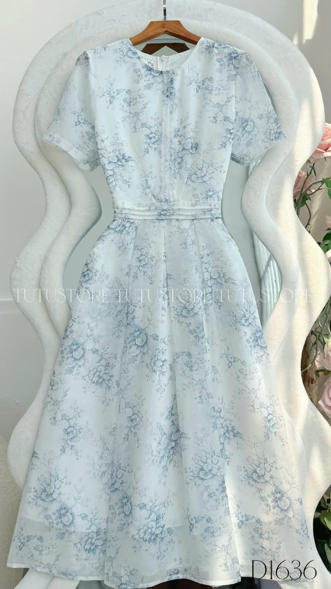Đầm Thiết Kế Cổ Tròn Dáng Xòe Đi Chơi TuTu Store Mã D1636