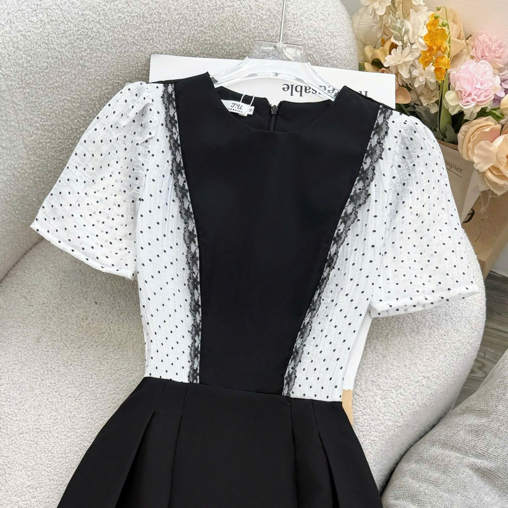 Đầm Liền Thiết Kế Kiểu Sơ Mi Tay Bồng Phối Yếm Đi Chơi TuTu Store Mã D1633