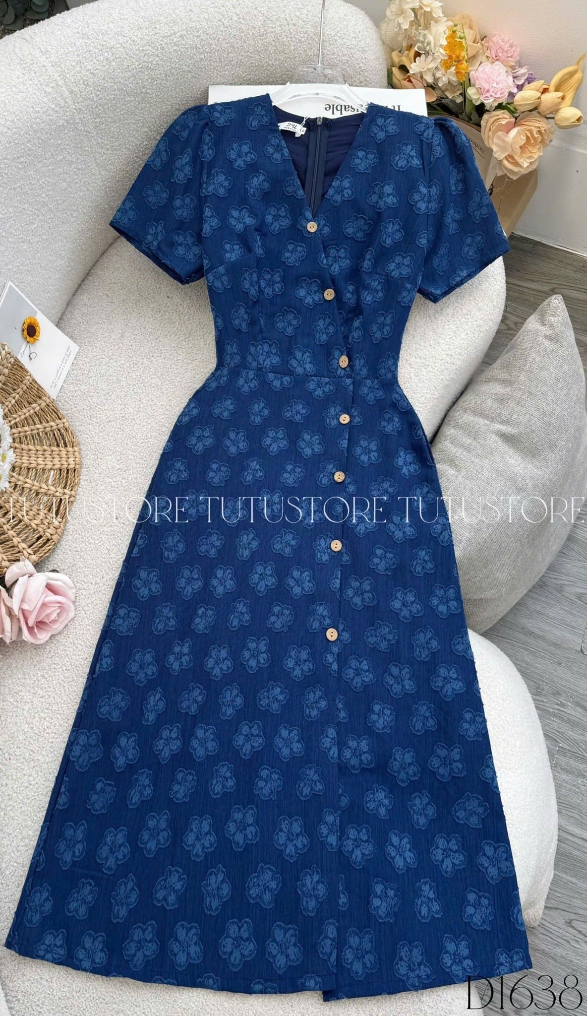 Đầm Thiết Kế Cổ Chữ V Dáng Chữ A Đi Chơi TuTu Store Mã D1638