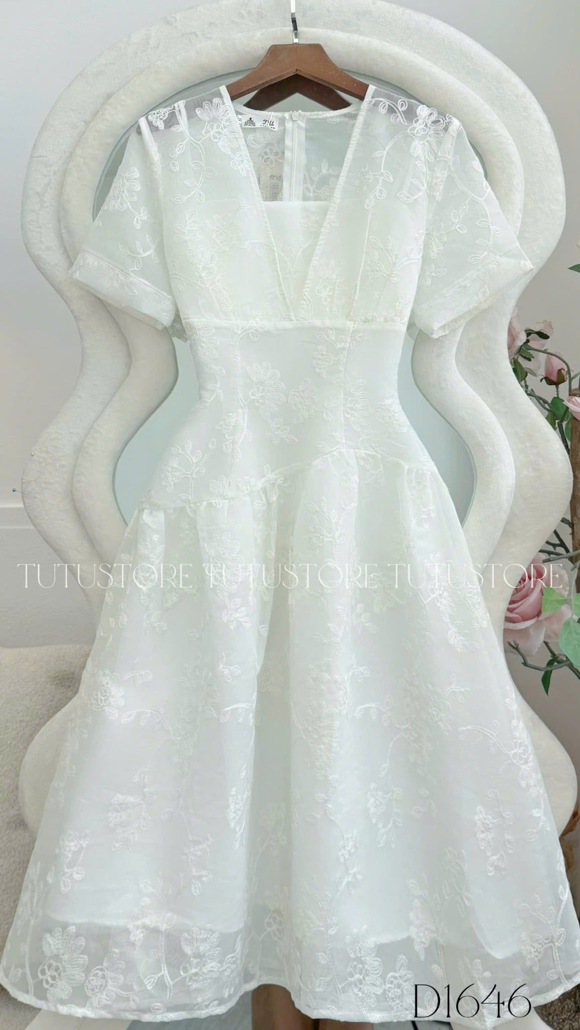 Đầm Xinh Thiết Kế Cổ Tim Dáng Xòe Nhẹ Nhàng Tiểu Thư TuTu Store Mã D1646