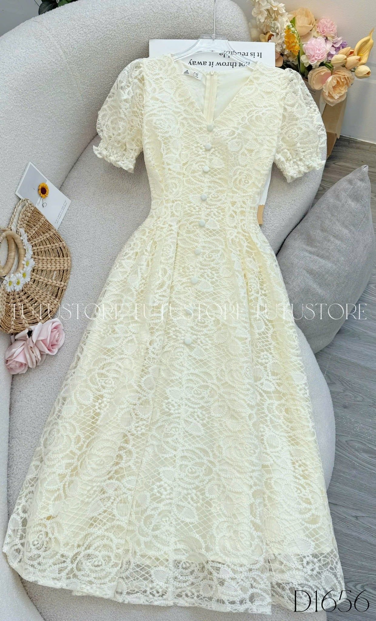 Đầm Thiết Kế Cổ Tim Dáng Xòe Đi Chơi TuTu Store Mã D1656