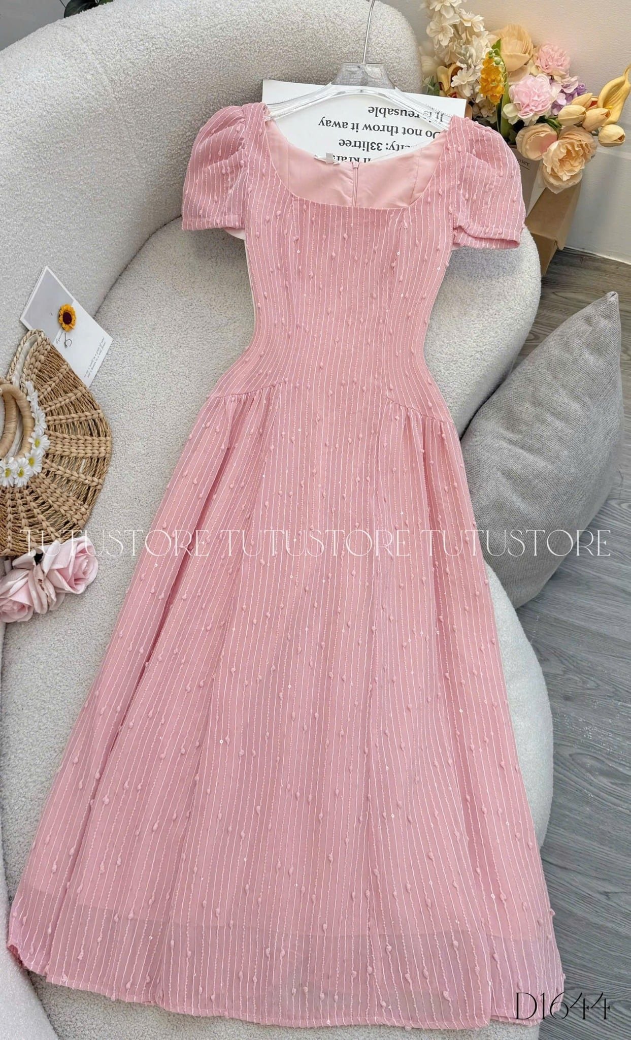 Đầm Thiết Kế Cổ Vuông Dáng Dài Đi Chơi TuTu Store Mã D1644