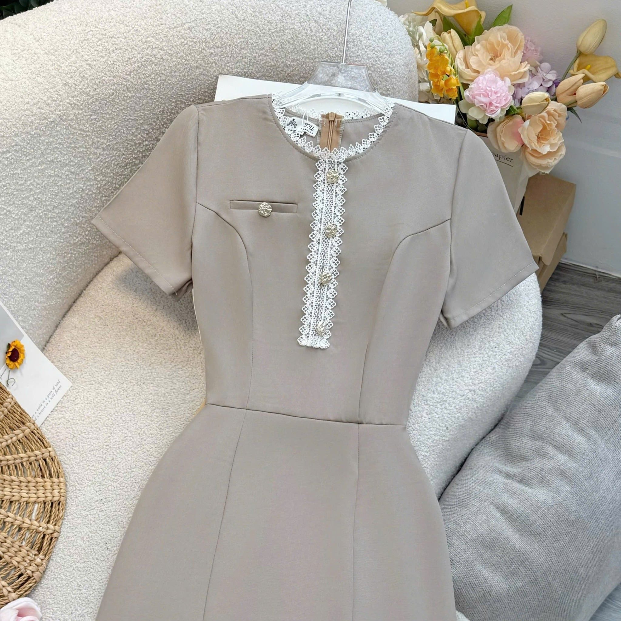 Đầm Thiết Kế Cổ Tròn Viền Ren Tiểu Thư Đi Tiệc TuTu Store Mã D1651