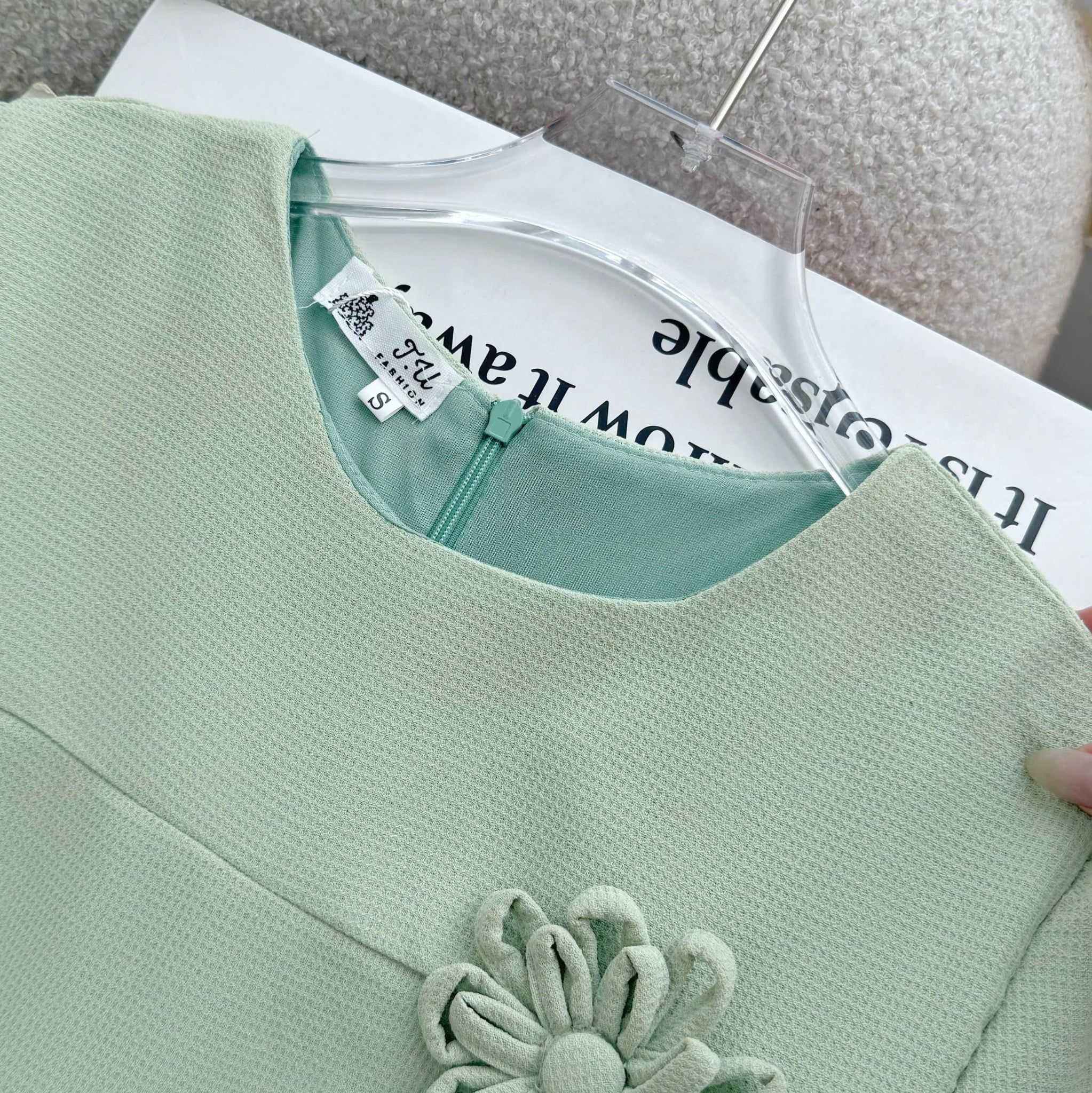 Đầm Thiết Kế Cổ Tròn Đính Hoa Dáng Xòe Đi Chơi TuTu Store Mã D1645