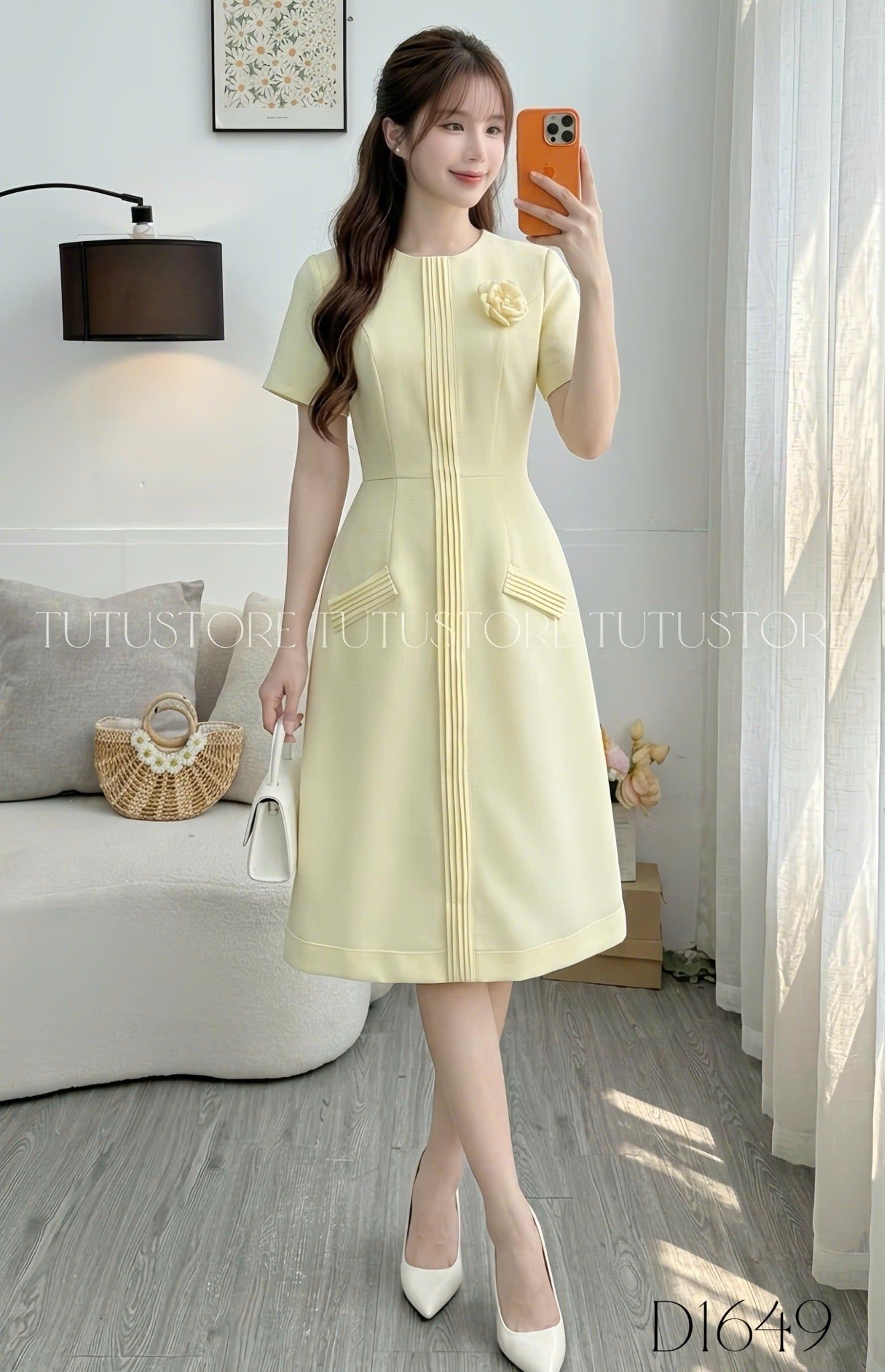 Đầm Thiết Kế Cổ Tròn Đính Hoa Dáng Ngắn Đi Tiệc TuTu Store Mã D1649