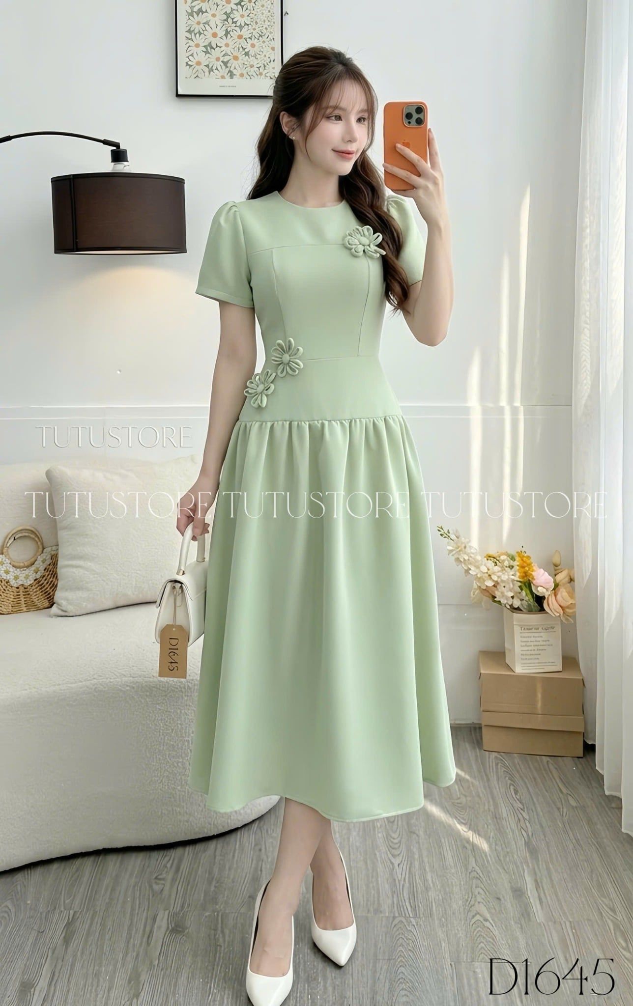 Đầm Thiết Kế Cổ Tròn Đính Hoa Dáng Xòe Đi Chơi TuTu Store Mã D1645