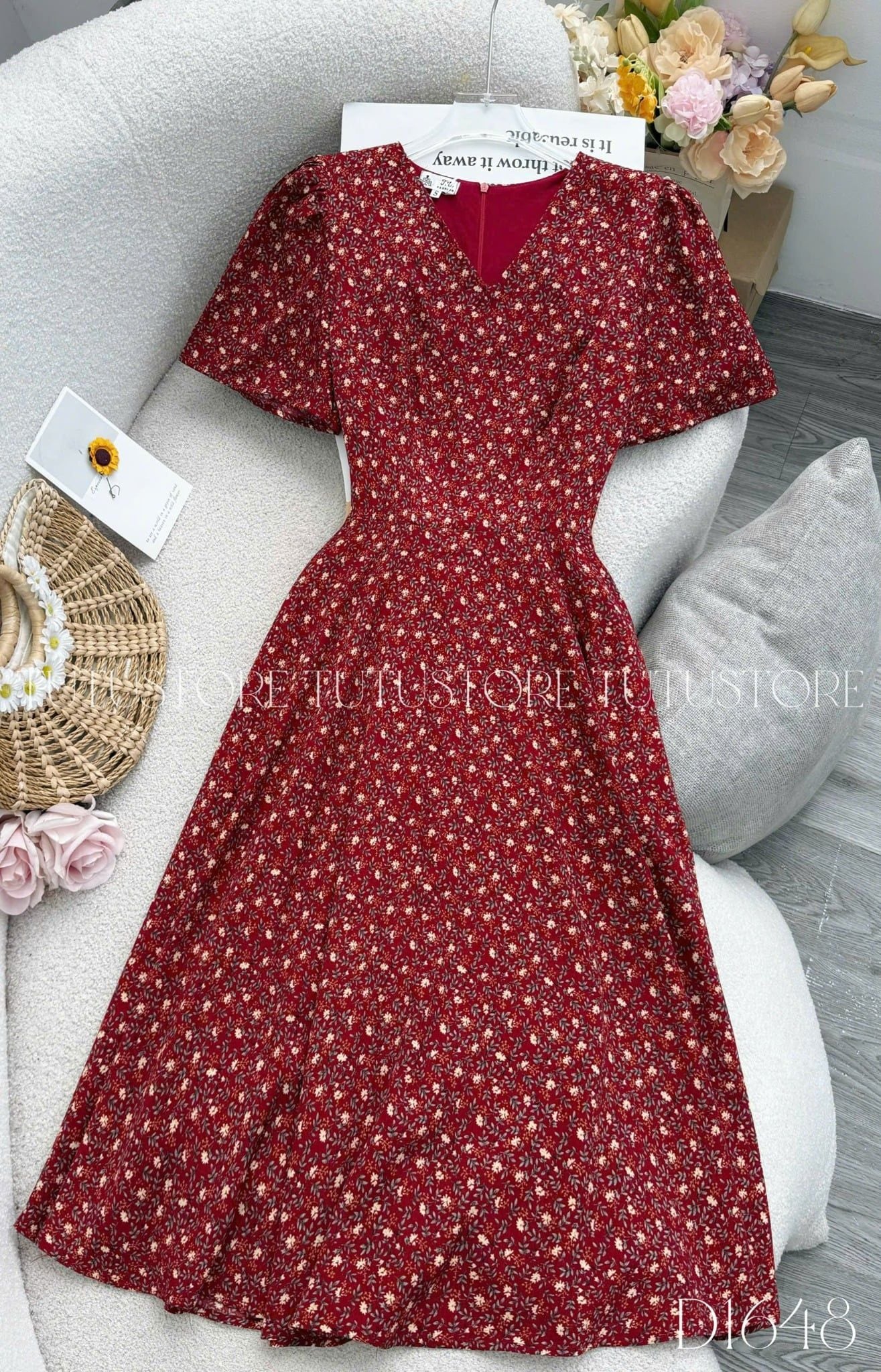 Đầm Thiết Kế Cổ Tim Dáng Xòe Hoa Nhí Đi Chơi TuTu Store Mã D1648