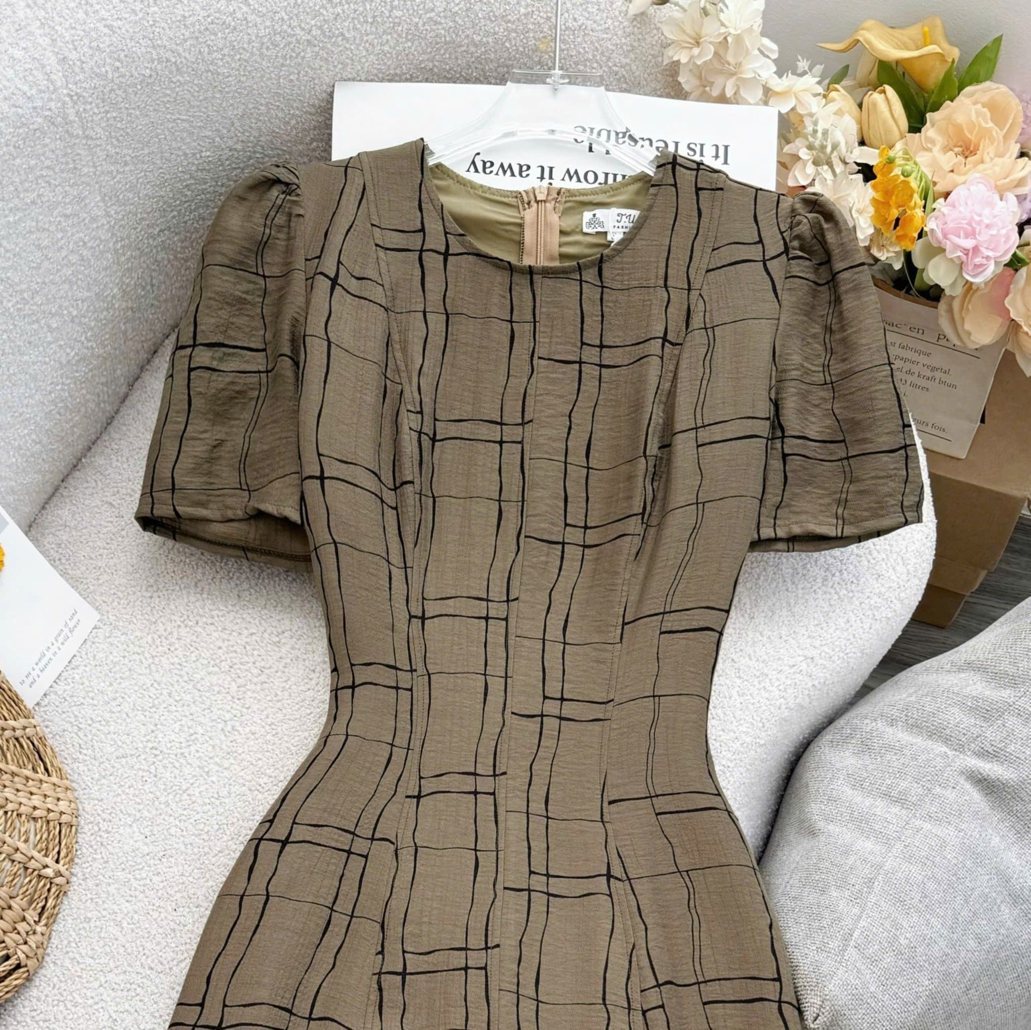 Đầm Thiết Kế Dáng Chữ A Tay Bồng Đi Tiệc TuTu Store Mã D1655