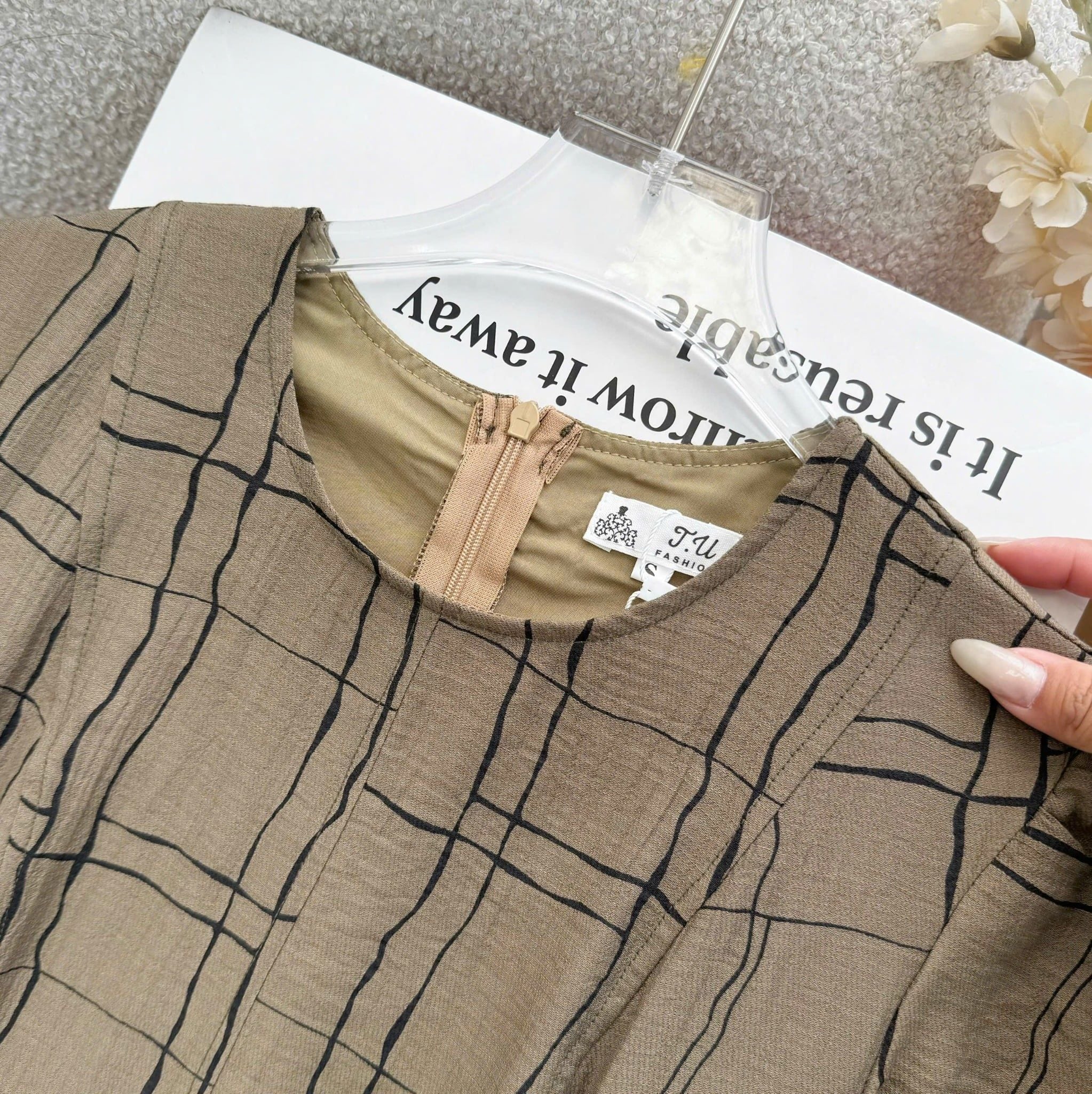 Đầm Thiết Kế Dáng Chữ A Tay Bồng Đi Tiệc TuTu Store Mã D1655
