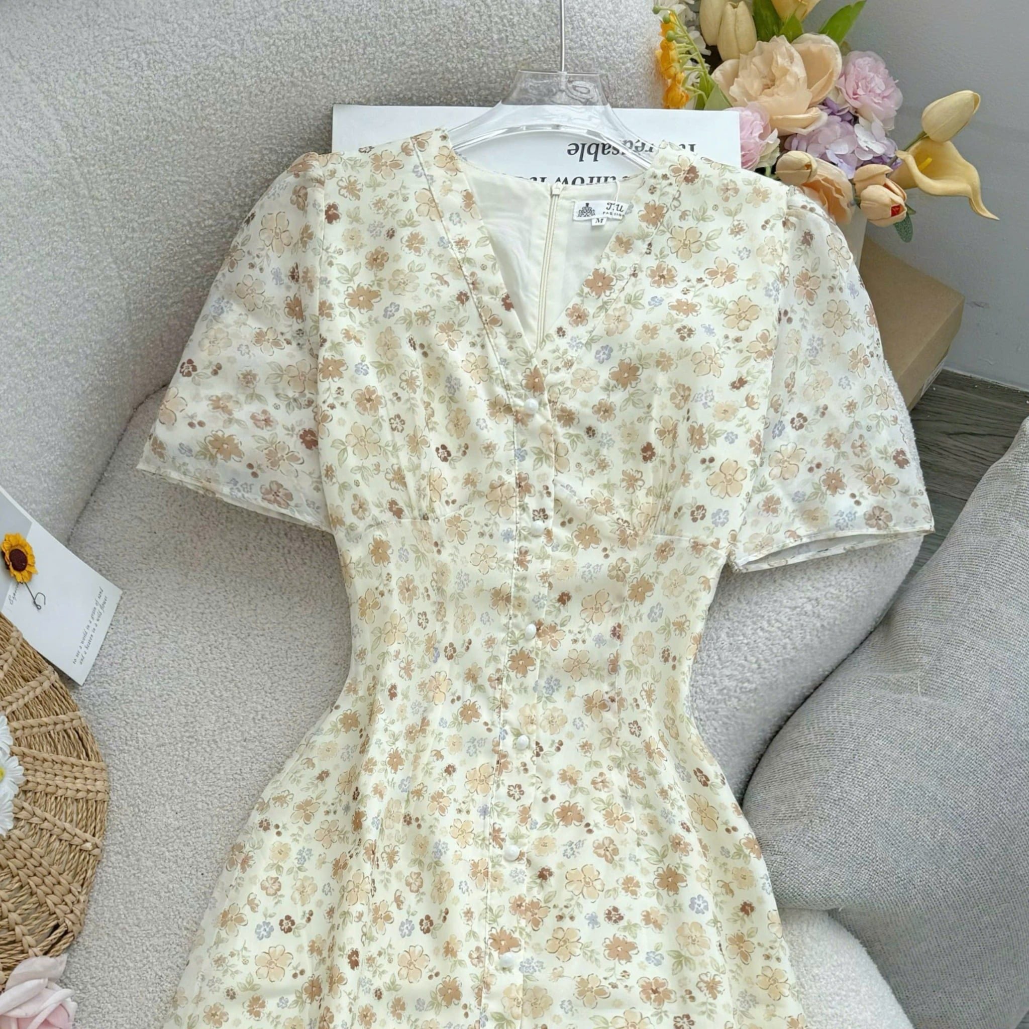 Đầm Thiết Kế Cổ V Dáng Dài Hoa Nhí Đi Chơi TuTu Store Mã D1667