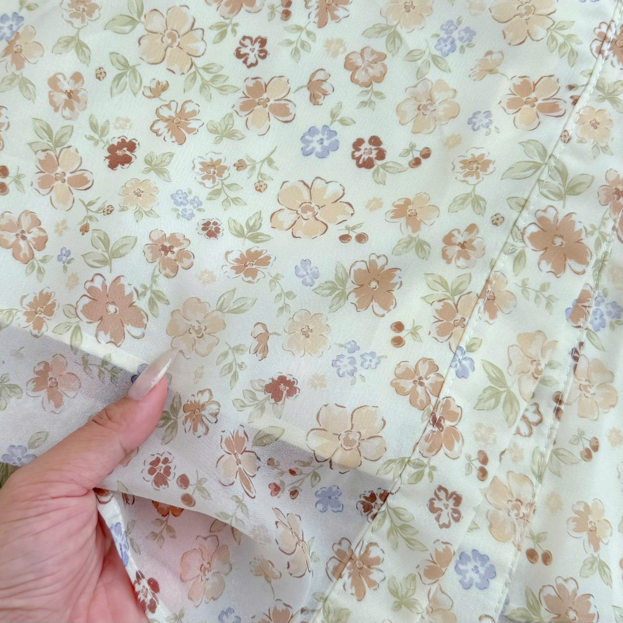 Đầm Thiết Kế Cổ V Dáng Dài Hoa Nhí Đi Chơi TuTu Store Mã D1667
