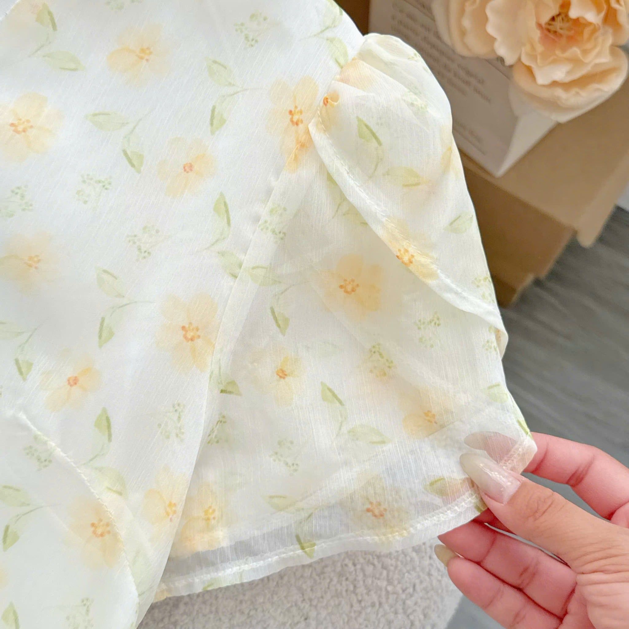 Đầm Thiết Kế Cổ V Dáng Dài Hoa Nhí Đi Chơi TuTu Store Mã D1670