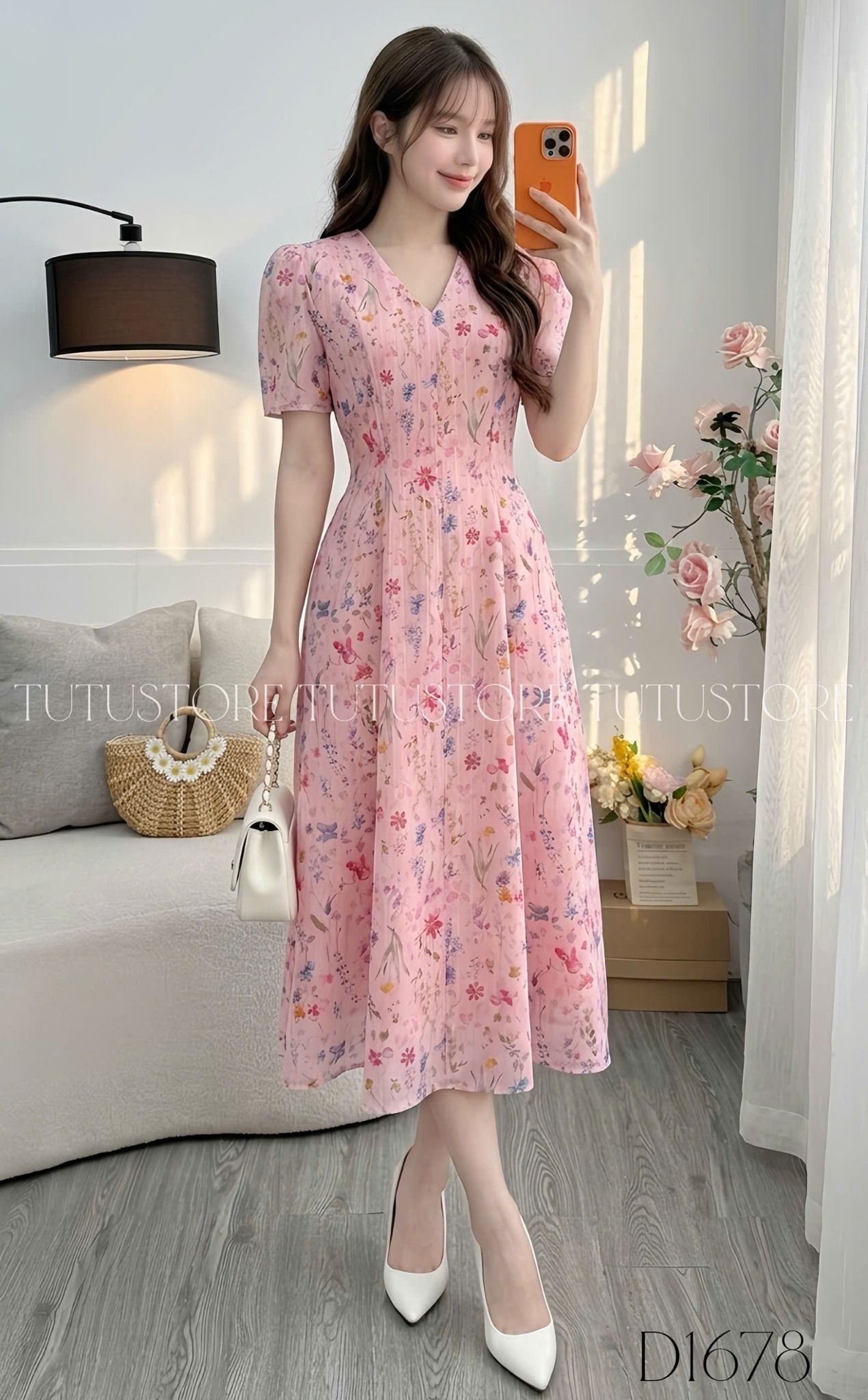 Đầm Thiết Kế Cổ V Dáng Xòe Hoa Nhí Đi Chơi TuTu Store Mã D1678