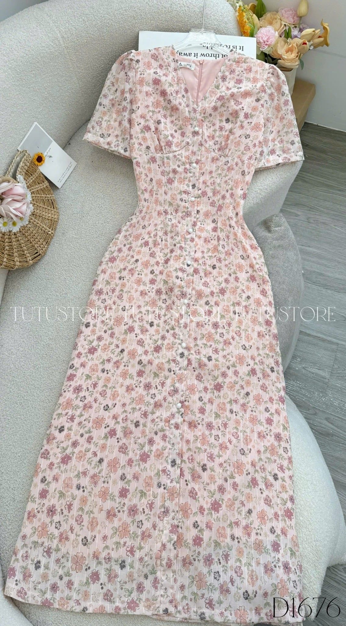 Đầm Thiết Kế Cổ V Dáng Dài Hoa Nhí Đi Chơi TuTu Store Mã D1676