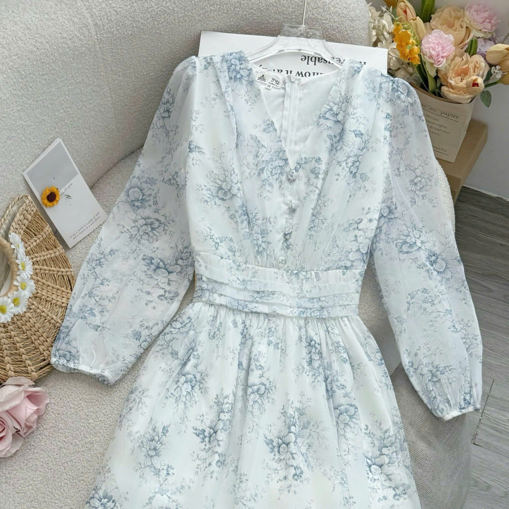 Đầm Voan Thiết Kế Cổ V Tay Dài Đi Chơi TuTu Store Mã D1683