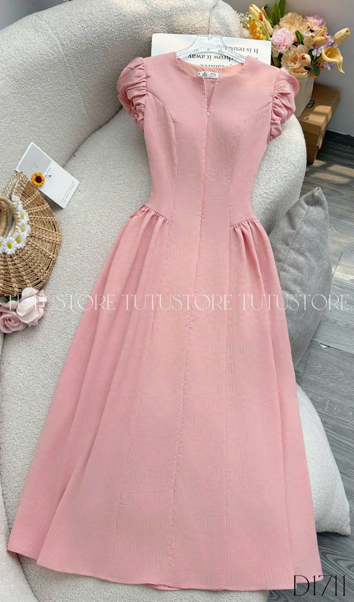 Đầm Thiết Kế Khóa Trước Tay Bồng Dáng Dài Đi Chơi TuTu Store Mã D1711