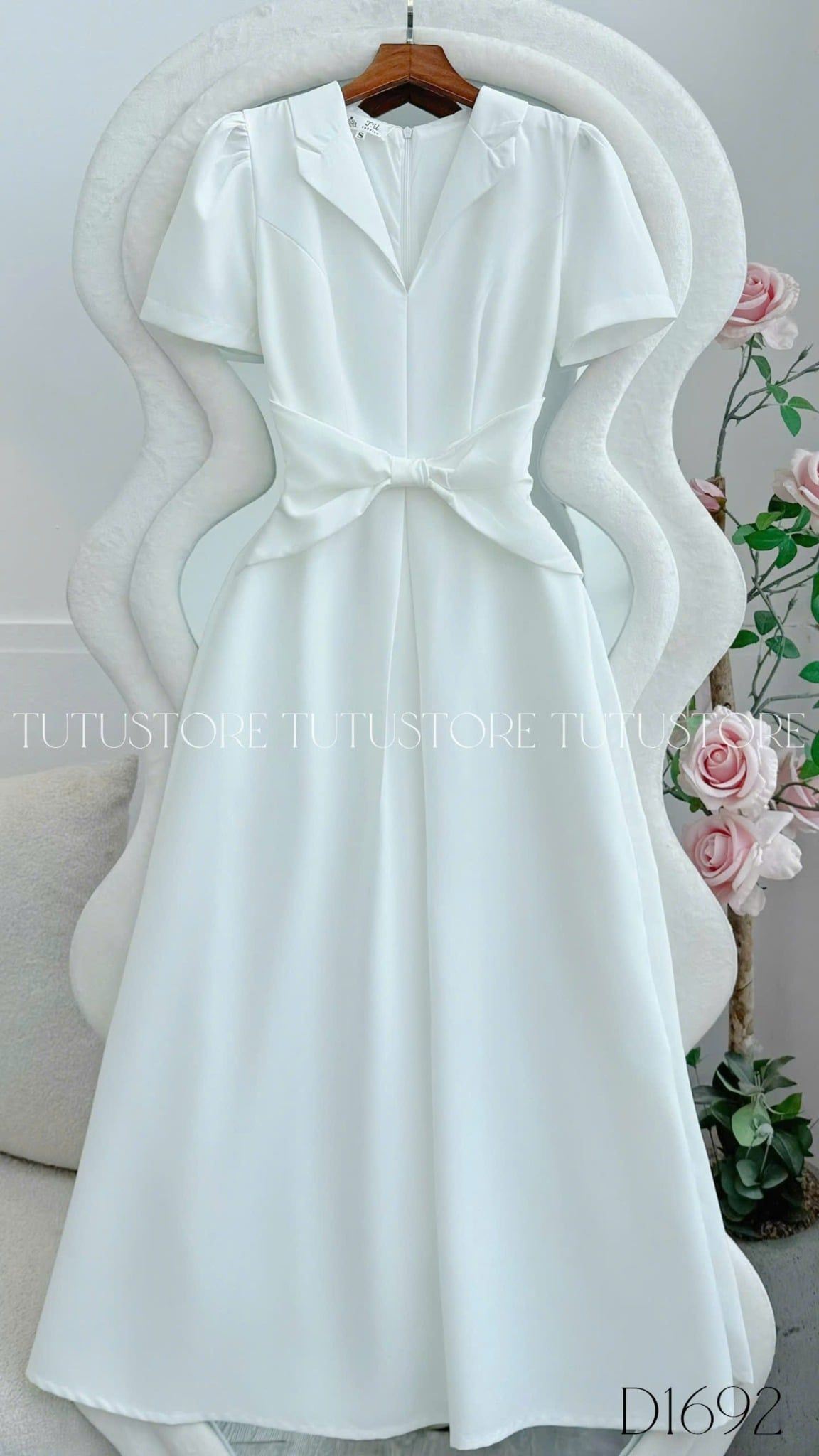Đầm Thiết Kế Kiểu Cổ V Nhấn Nơ Eo Đơn Giản Thanh Lịch Công Sở TuTu Store Mã D1692