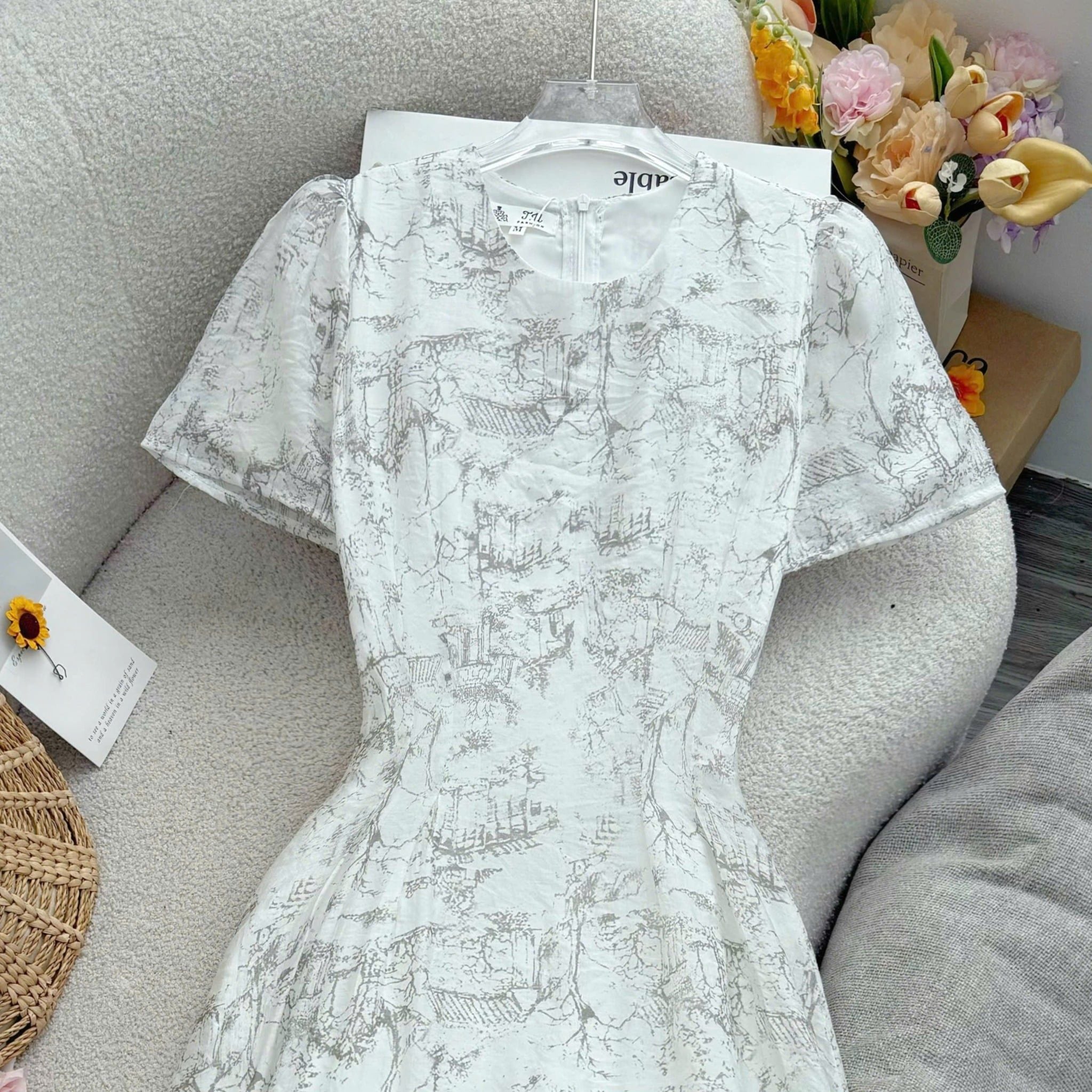 Đầm Thiết Kế Cổ Tròn Dáng Xòe Nhẹ Nhàng Đi Chơi TuTu Store Mã D1694