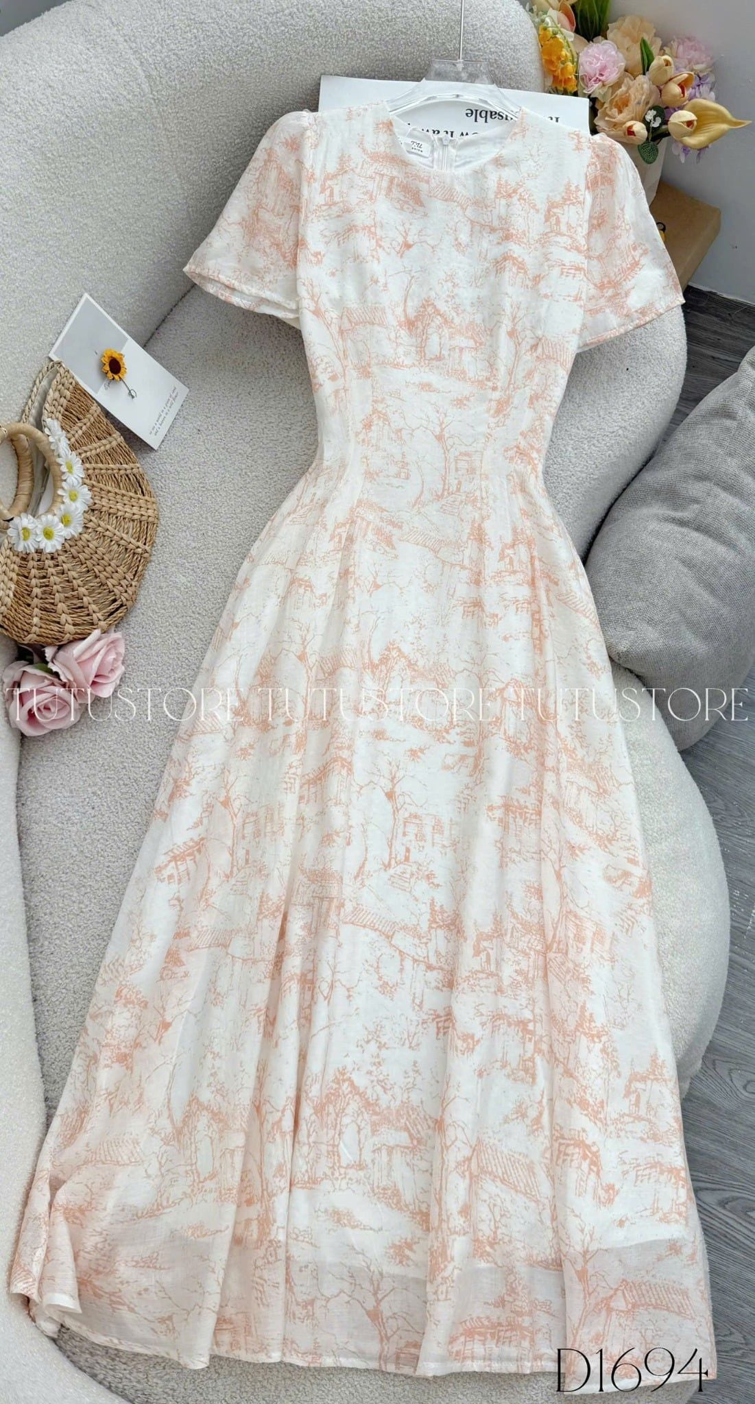 Đầm Thiết Kế Cổ Tròn Dáng Xòe Nhẹ Nhàng Đi Chơi TuTu Store Mã D1694