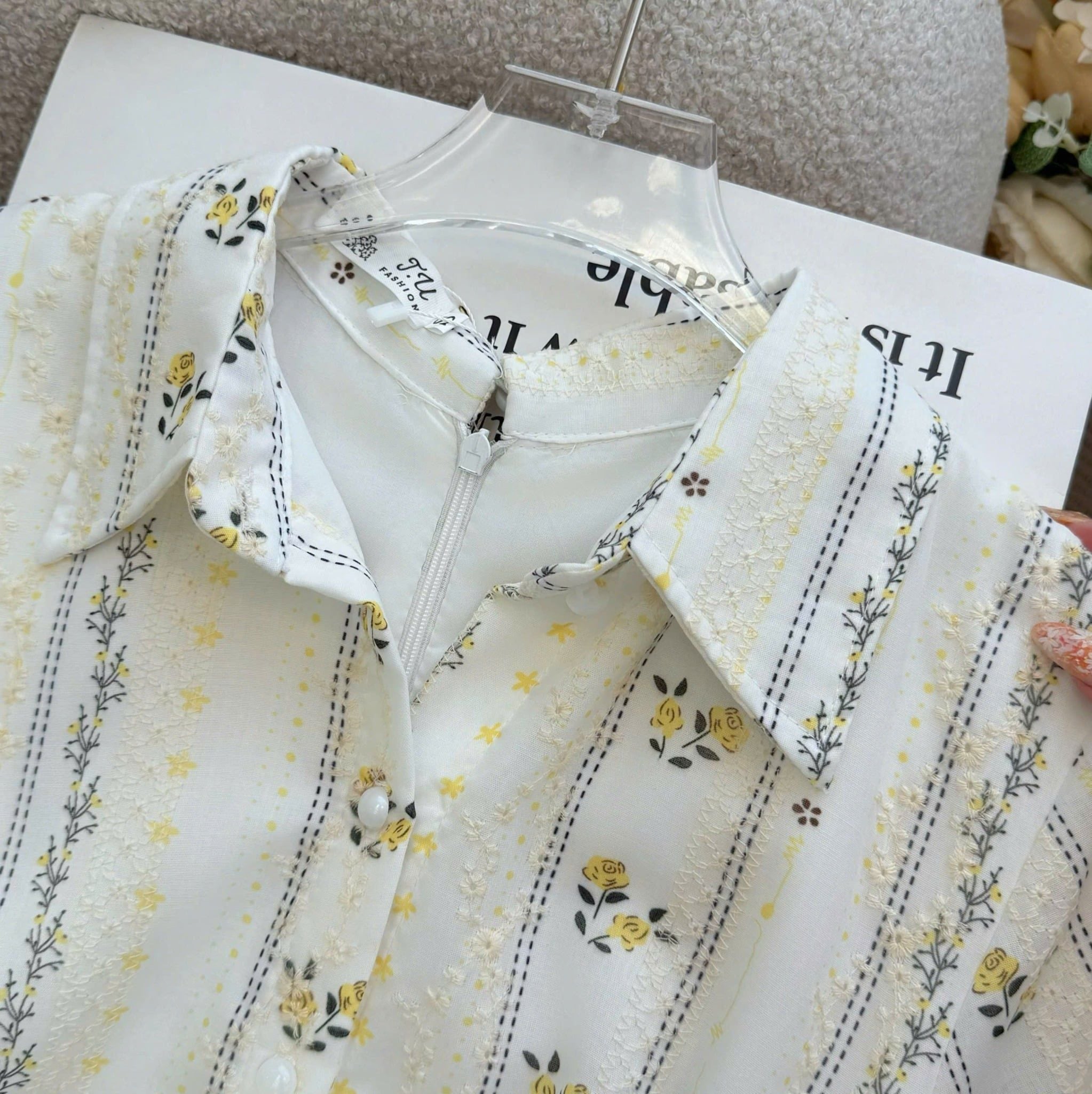 Đầm Thiết Kế Kiểu Cổ Sơ Mi Dáng Xòe Công Sở TuTu Store Mã D1696