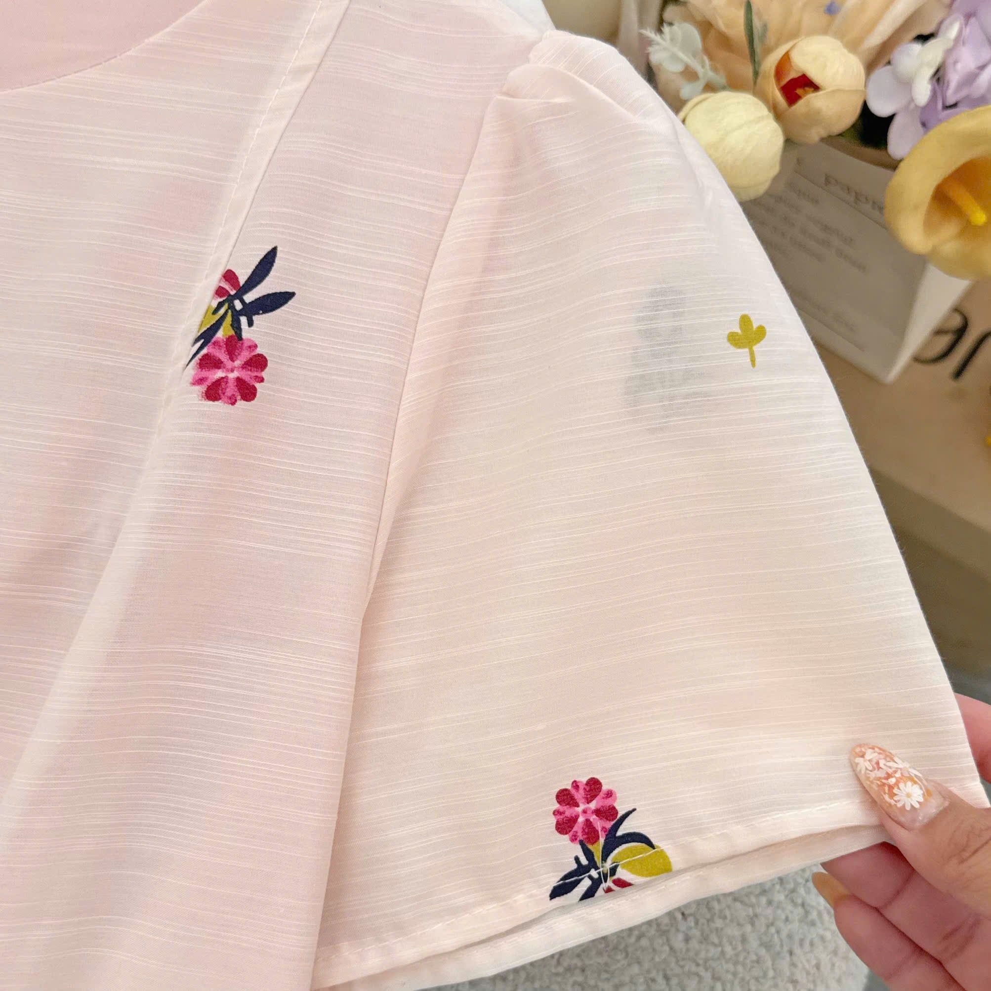 Đầm Thiết Kế Cổ Tròn Dáng Xòe Nhẹ Nhàng Đi Chơi TuTu Store Mã D1700