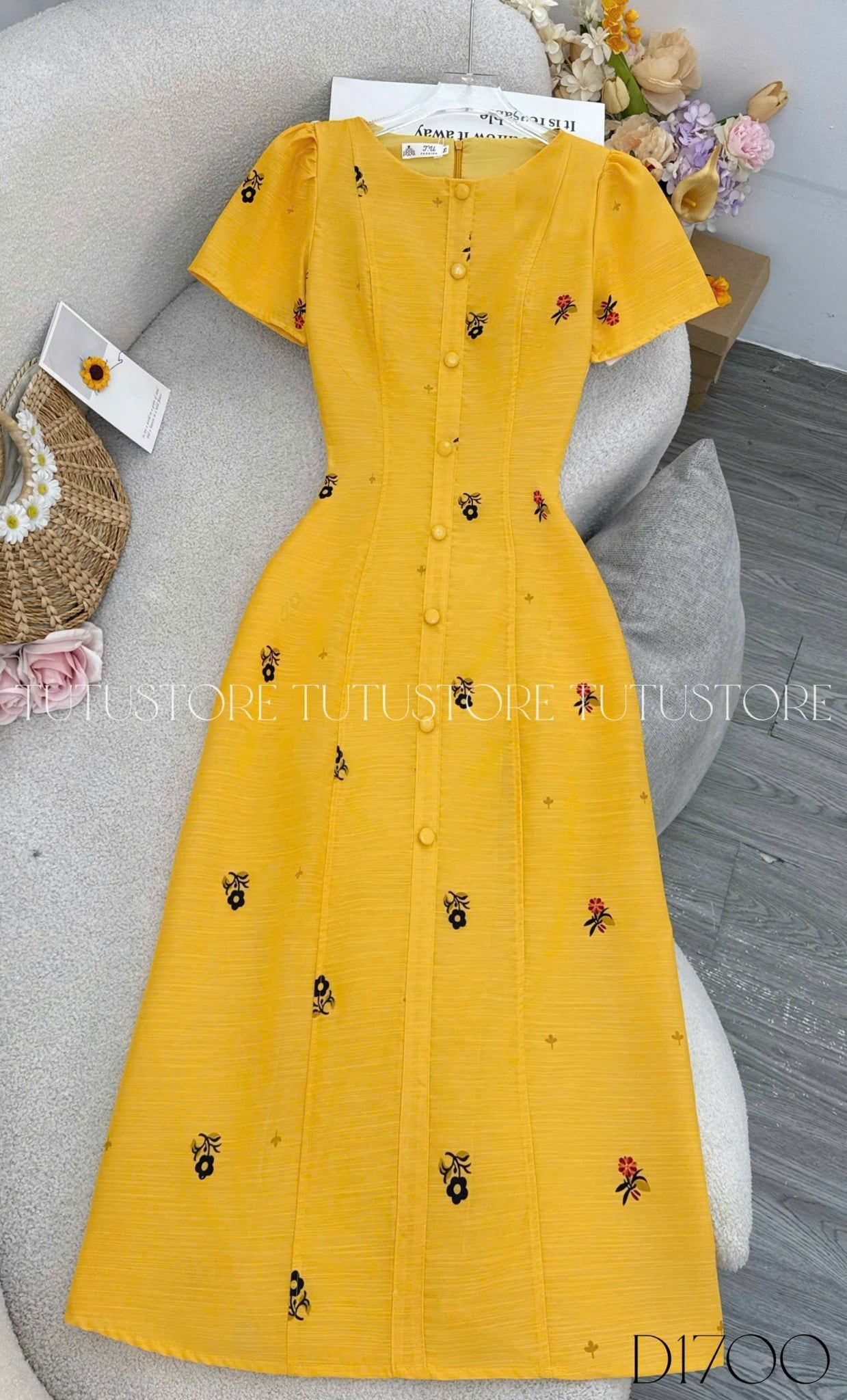 Đầm Thiết Kế Cổ Tròn Dáng Xòe Nhẹ Nhàng Đi Chơi TuTu Store Mã D1700