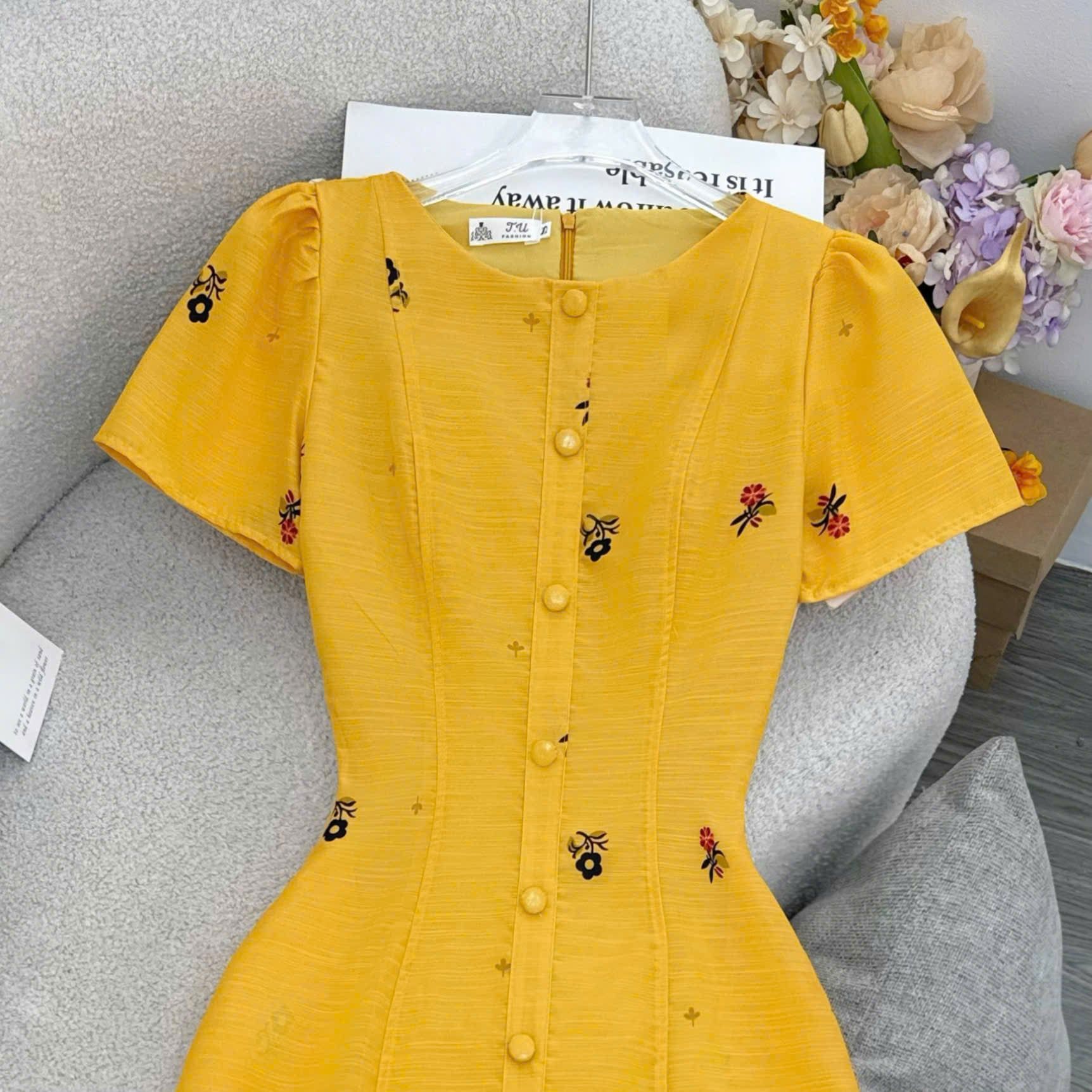 Đầm Thiết Kế Cổ Tròn Dáng Xòe Nhẹ Nhàng Đi Chơi TuTu Store Mã D1700
