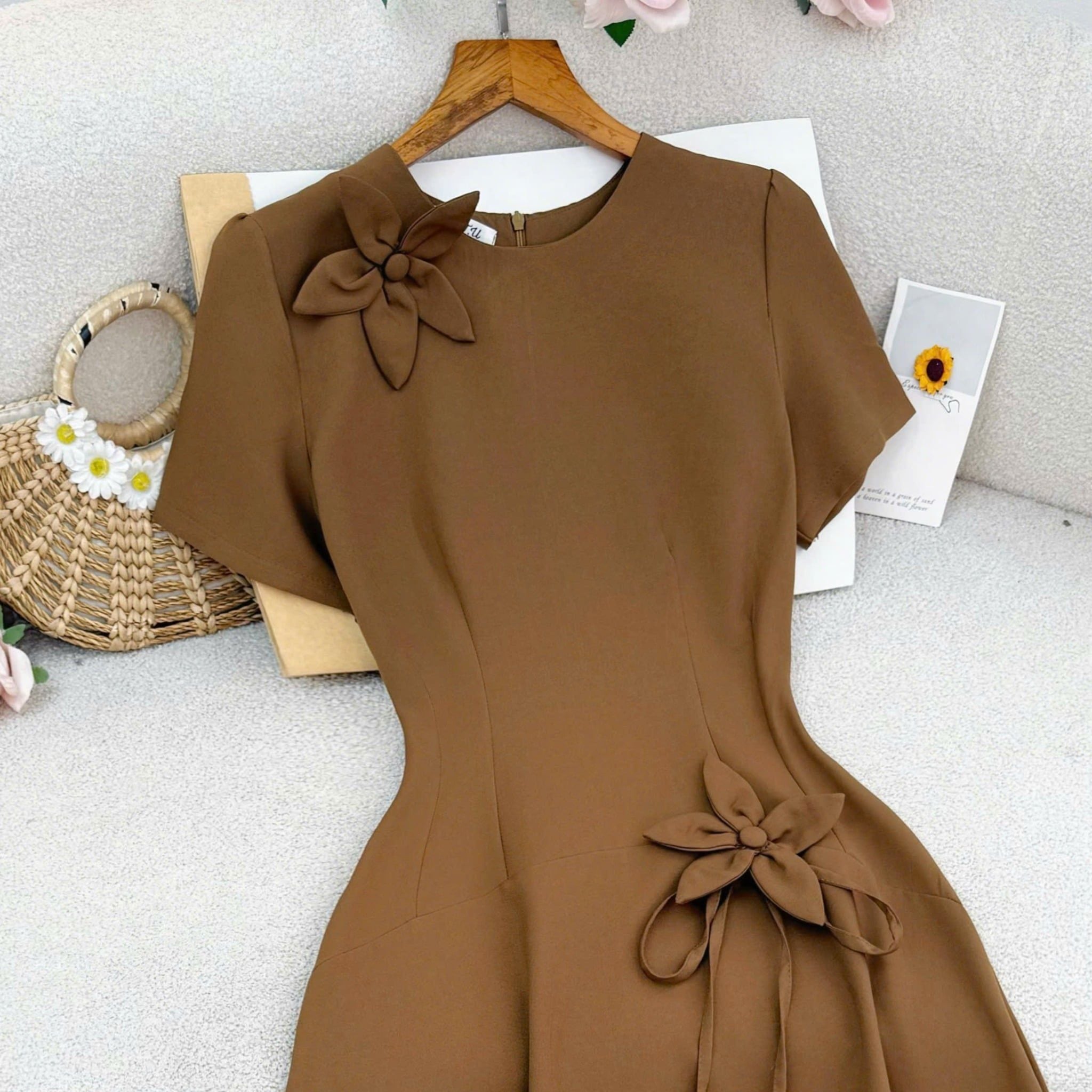 Đầm Thiết Kế Dáng Dài Đính Hoa Đi Tiệc TuTu Store Mã D1693