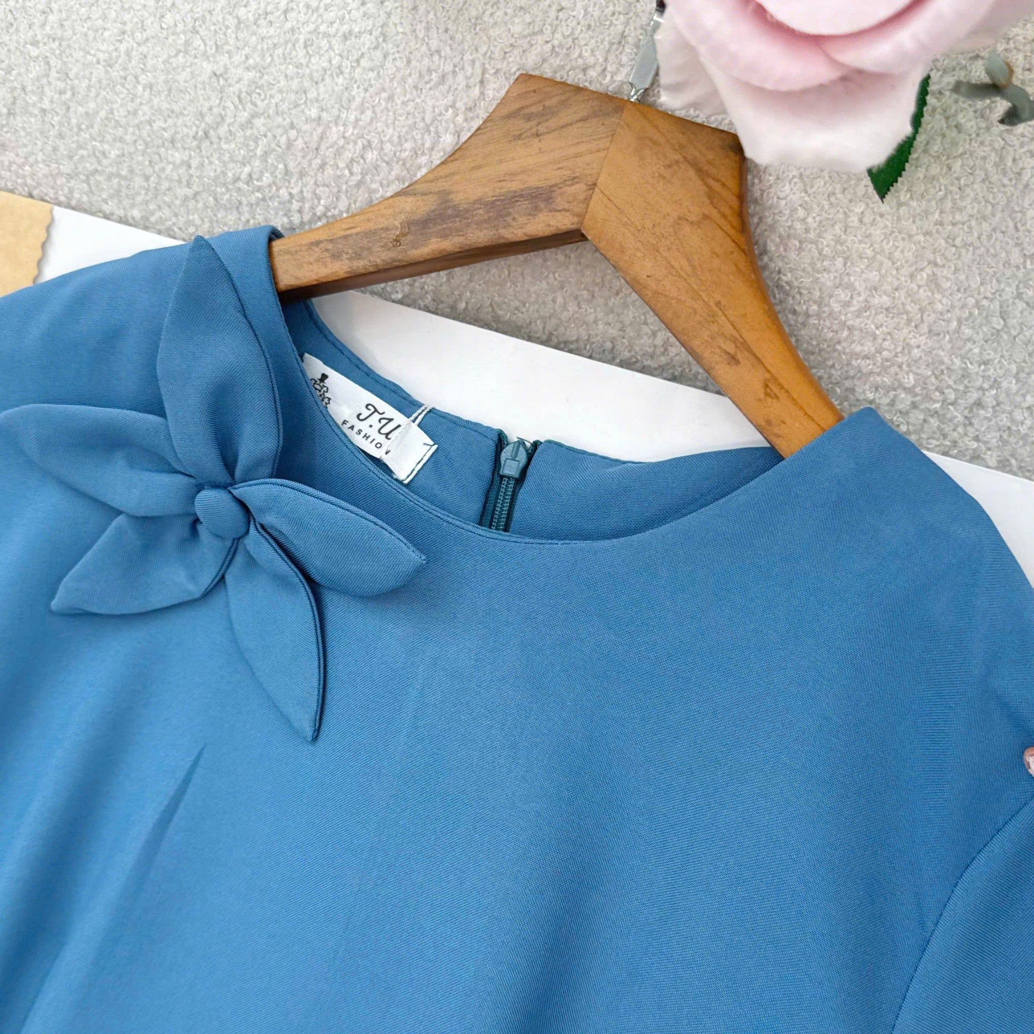 Đầm Thiết Kế Dáng Dài Đính Hoa Đi Tiệc TuTu Store Mã D1693