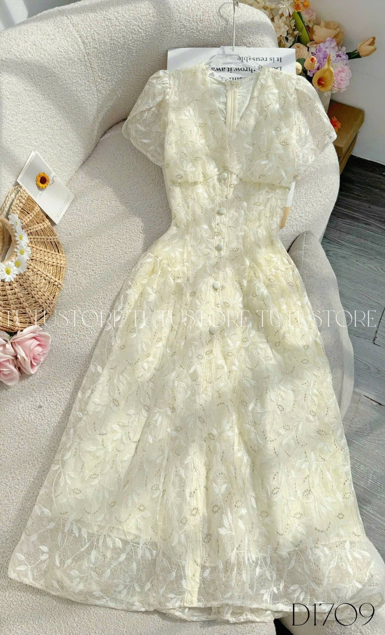 Đầm Thiết Kế Cổ V Dáng Xòe Đi Tiệc TuTu Store Mã D1709