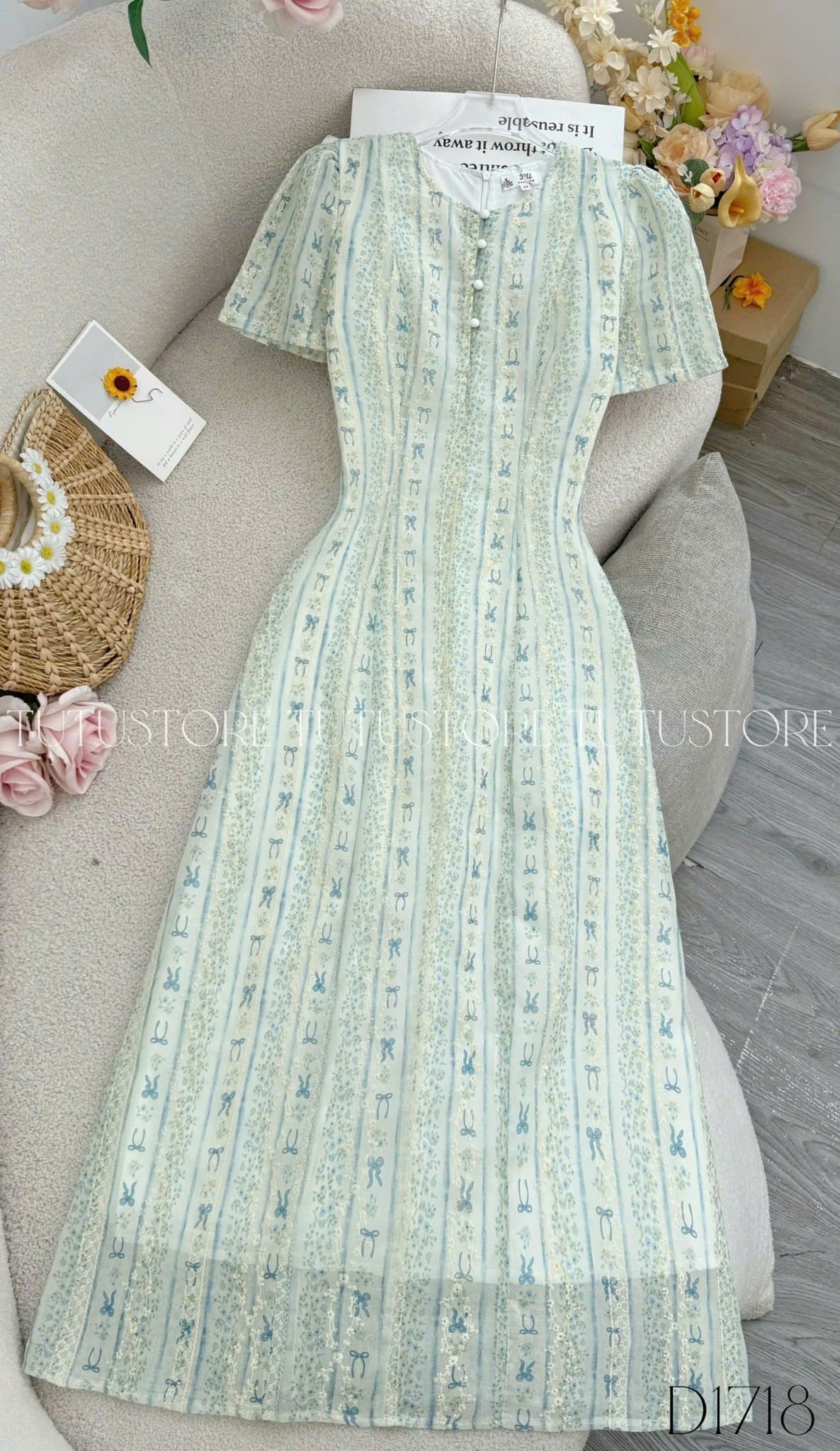 Đầm Thiết Kế Cổ Tròn Dáng Xòe Đi Chơi TuTu Store Mã D1718