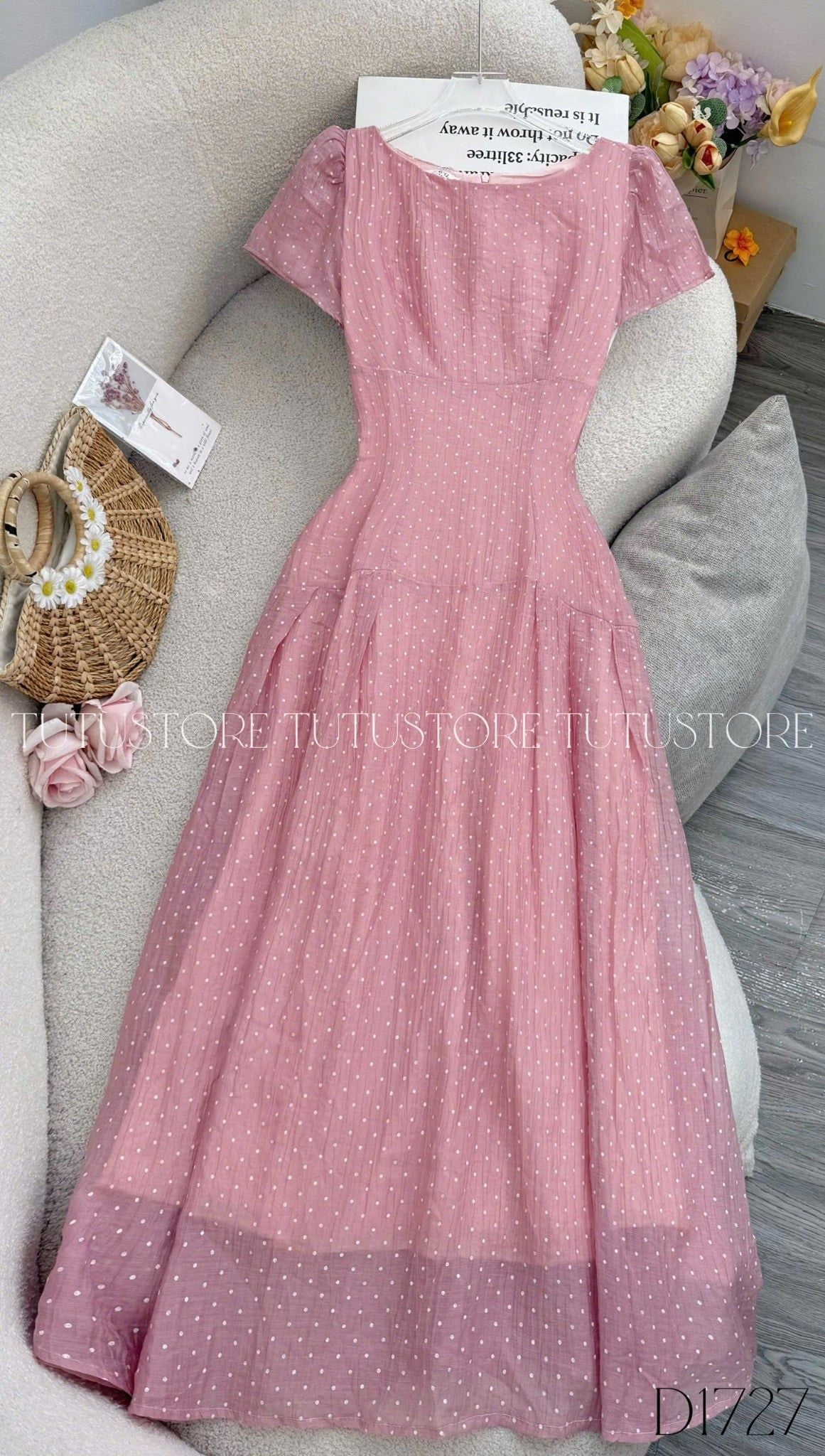 Đầm Thiết Kế Cổ Thuyền Dáng Xòe Nhẹ Nhàng Đi Chơi TuTu Store Mã D1727