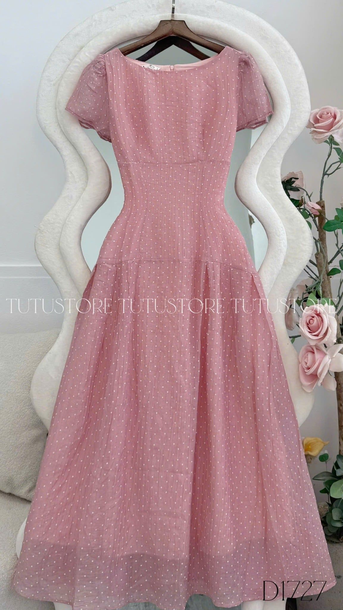Đầm Thiết Kế Cổ Thuyền Dáng Xòe Nhẹ Nhàng Đi Chơi TuTu Store Mã D1727