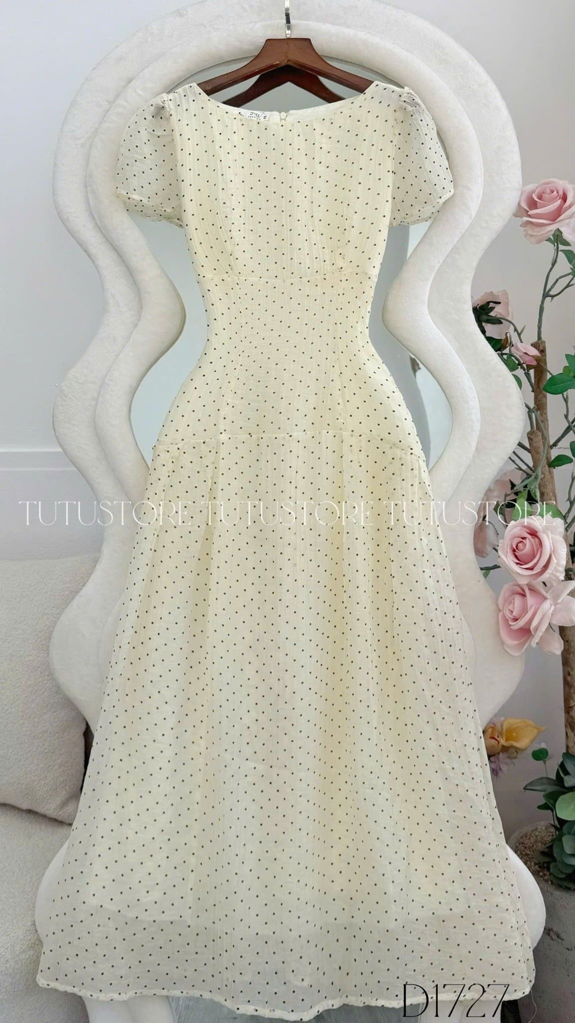 Đầm Thiết Kế Cổ Thuyền Dáng Xòe Nhẹ Nhàng Đi Chơi TuTu Store Mã D1727