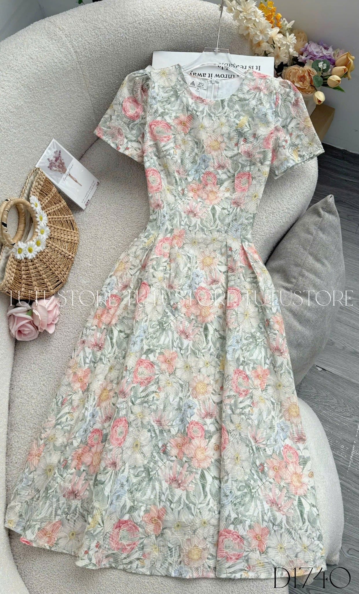 Đầm Hoa Thiết Kế Cổ Tròn Dáng Xòe Đi Chơi TuTu Store Mã D1740