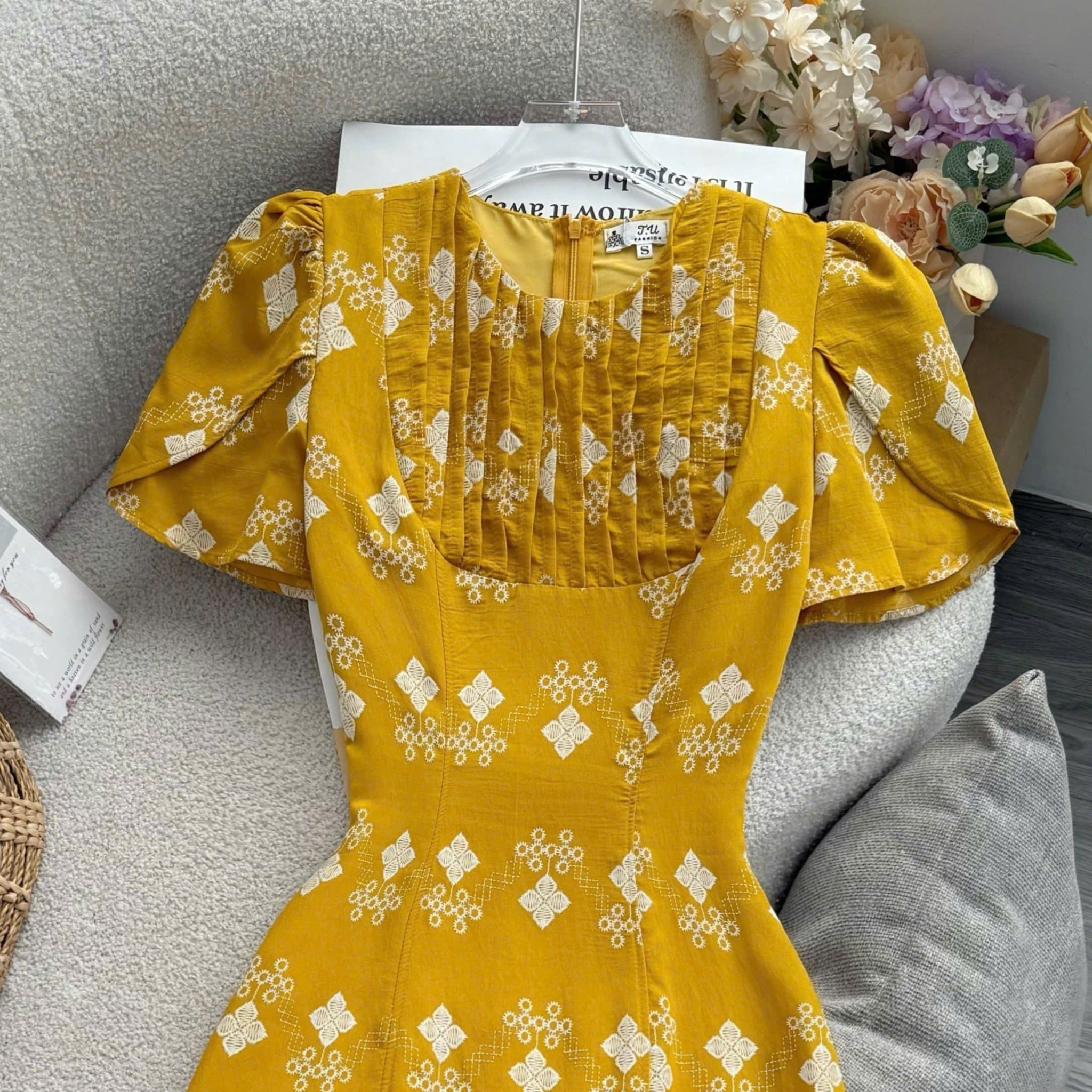 Đầm Thiết Kể Cổ Tròn Dáng Dài Đi Chơi TuTu Store Mã D1728