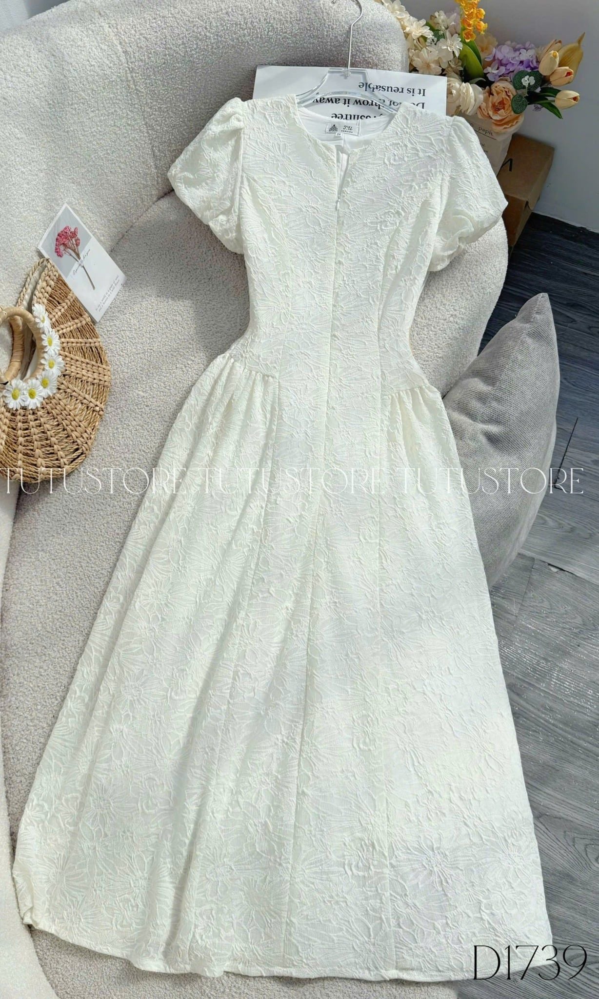 Đầm Thiết Kế Khóa Trước Dáng Xòe Nhẹ Nhàng Đi Tiệc TuTu Store Mã D1739