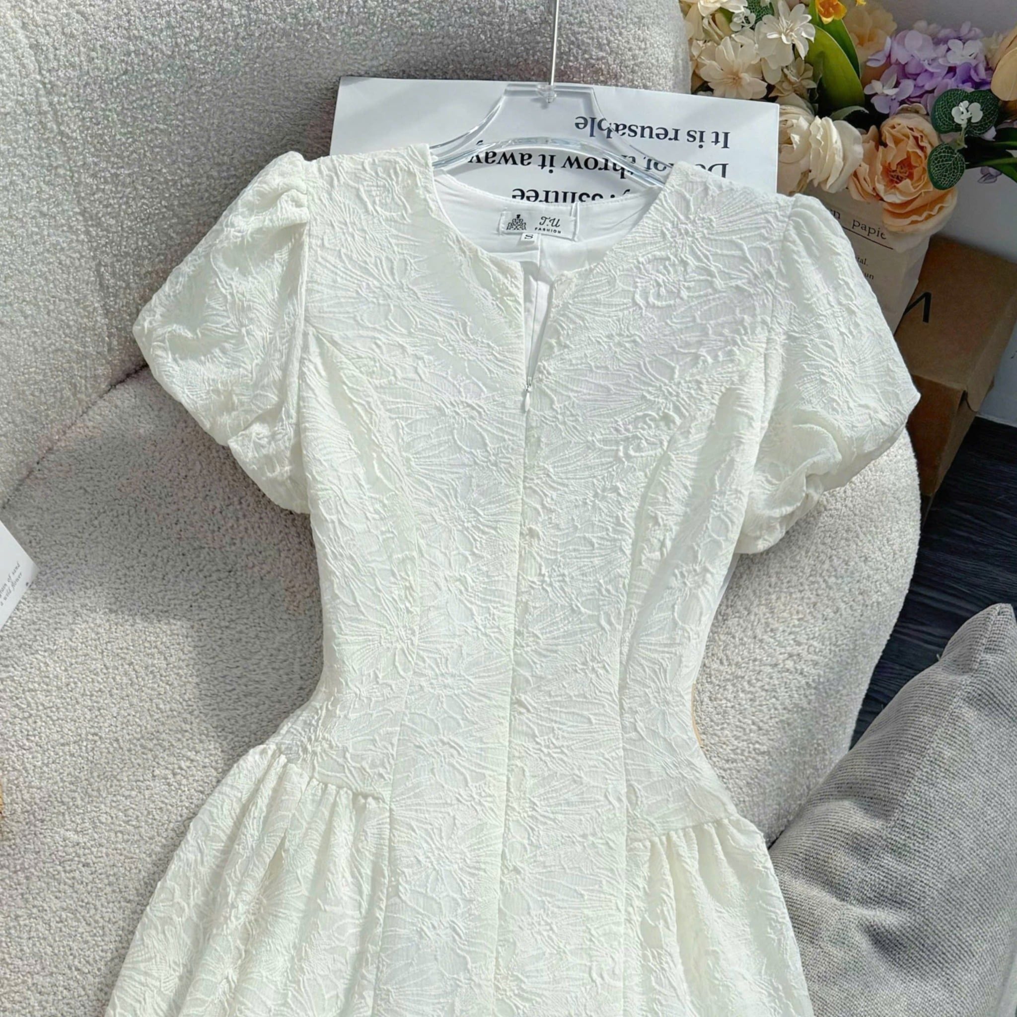 Đầm Thiết Kế Khóa Trước Dáng Xòe Nhẹ Nhàng Đi Tiệc TuTu Store Mã D1739