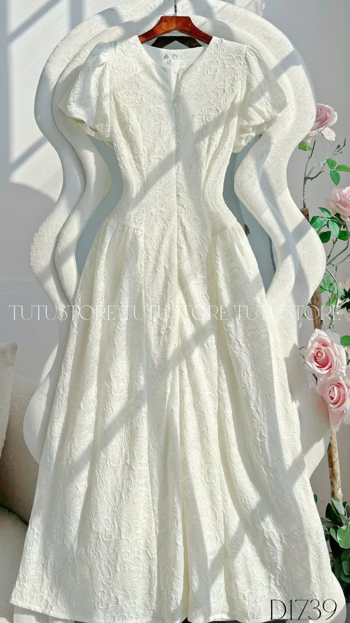 Đầm Thiết Kế Khóa Trước Dáng Xòe Nhẹ Nhàng Đi Tiệc TuTu Store Mã D1739