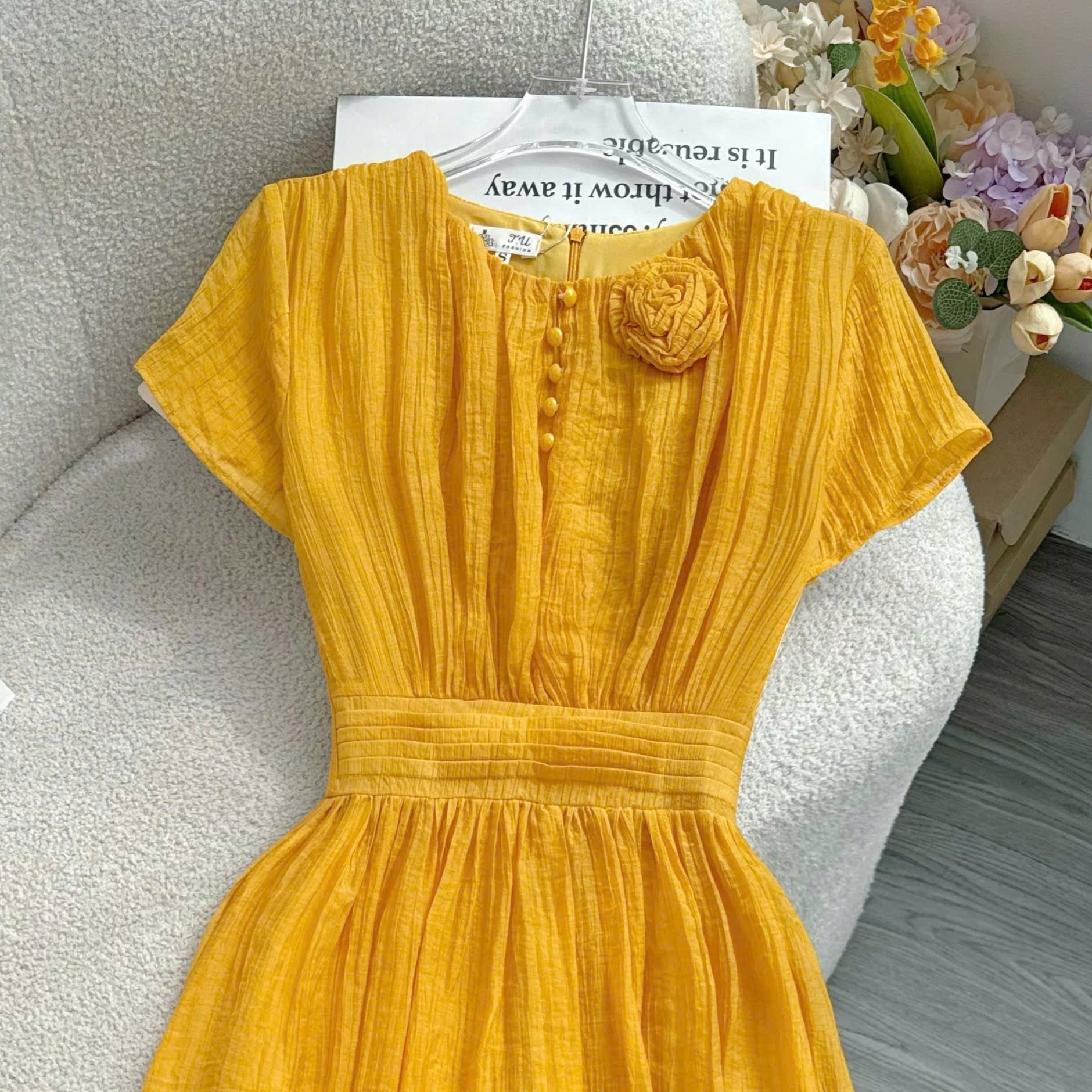 Đầm Thiết Kế Cổ Tròn Đính Hoa Dáng Xòe Đi Chơi TuTu Store Mã D1743