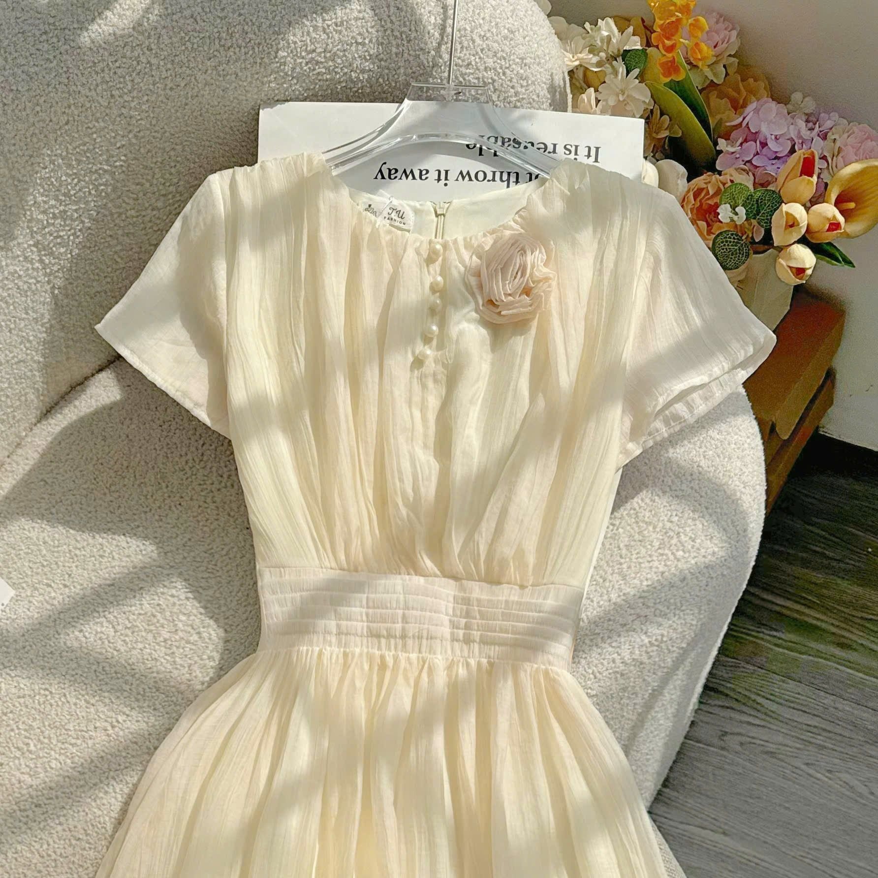 Đầm Thiết Kế Cổ Tròn Đính Hoa Dáng Xòe Đi Chơi TuTu Store Mã D1743