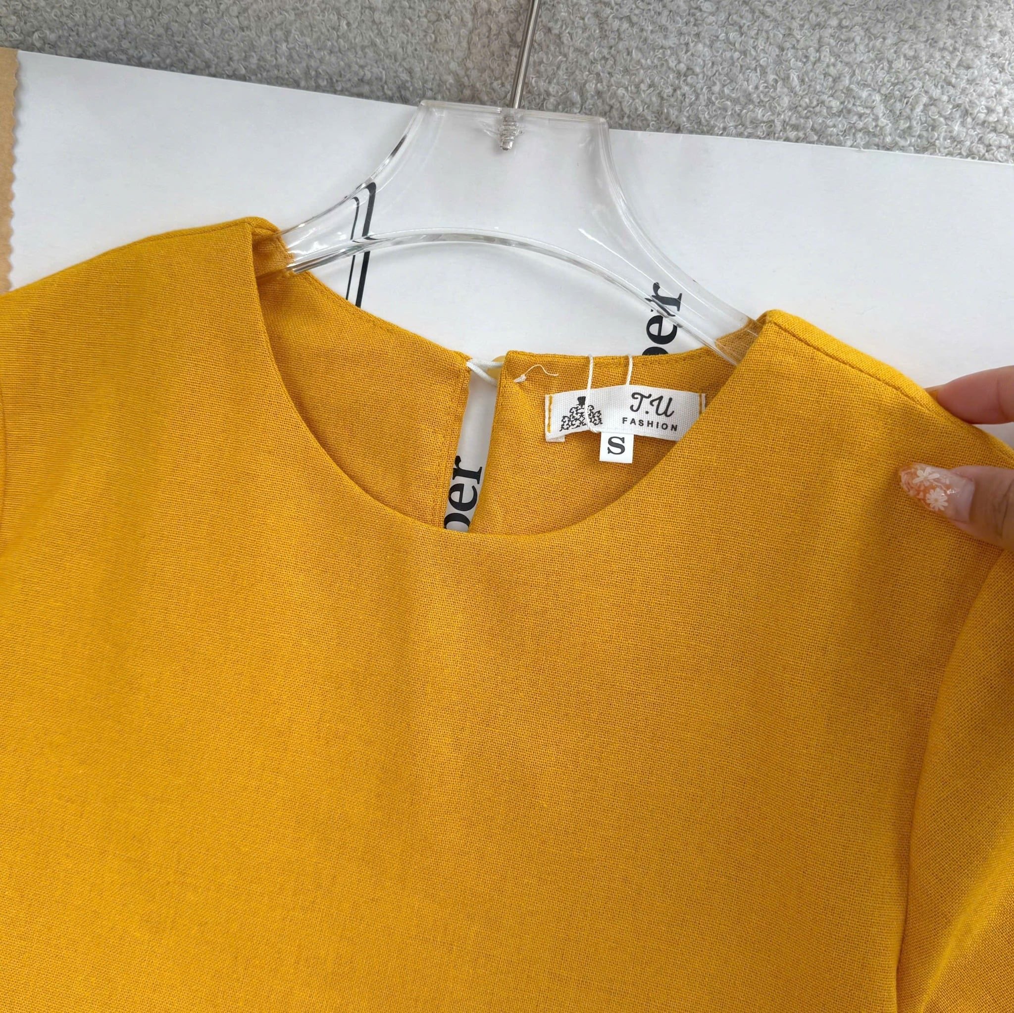 Áo Thiết Kế Cổ Tròn Đơn Giản Đi Chơi Thiết Kế TuTu Store Mã AS665