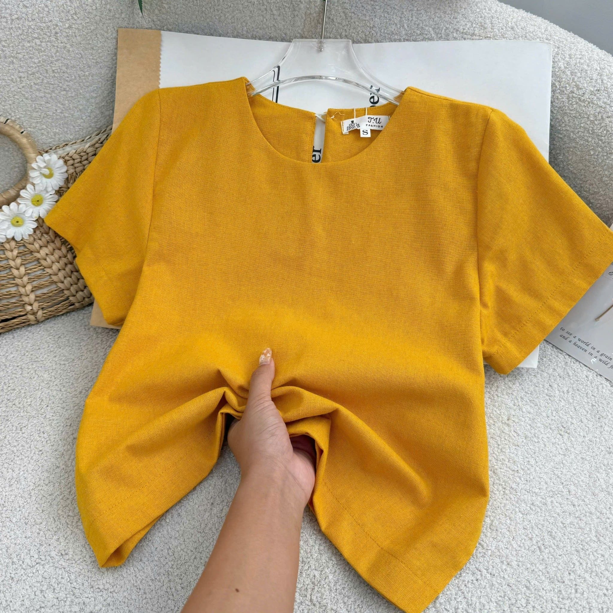 Áo Thiết Kế Cổ Tròn Đơn Giản Đi Chơi Thiết Kế TuTu Store Mã AS665
