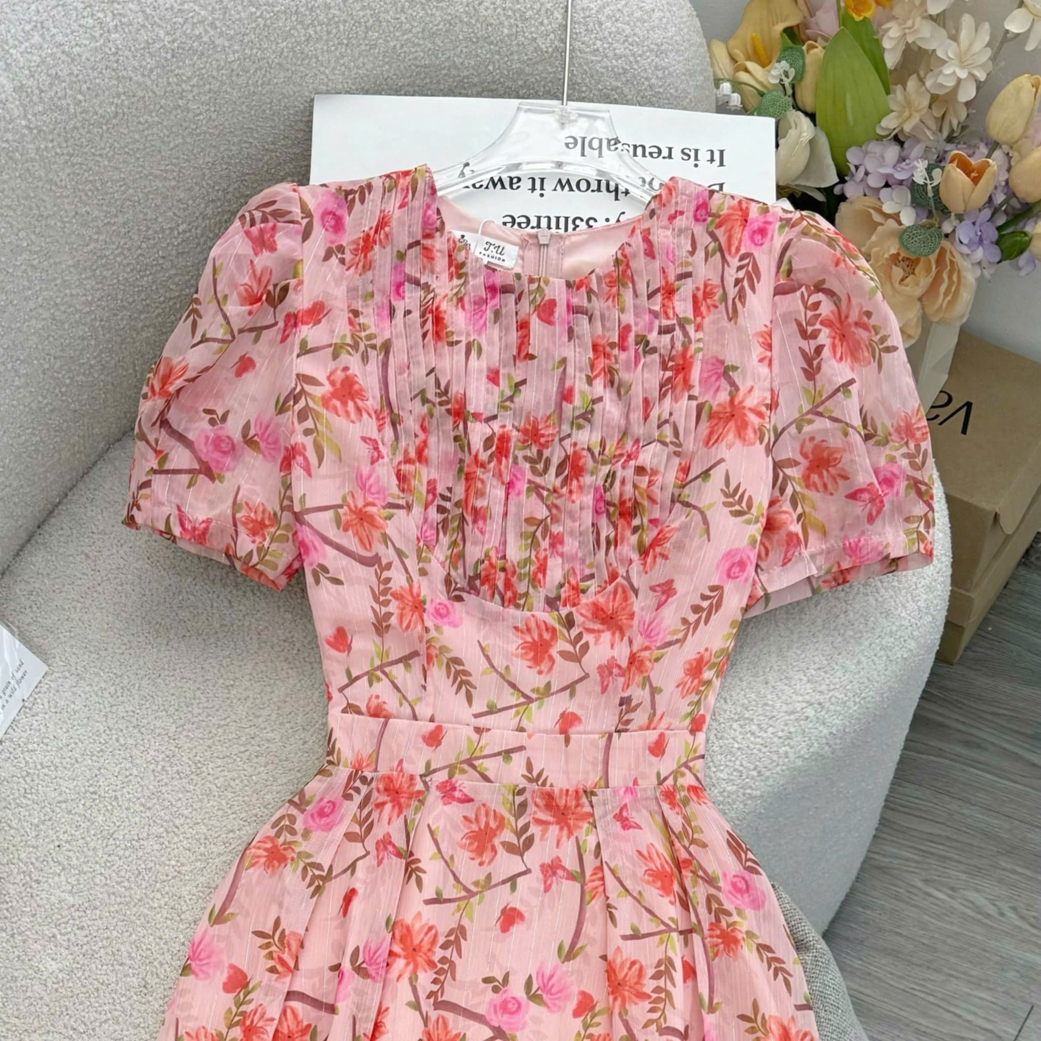 Đầm Hoa Thiết Kế Xếp Ly Trước Ngực Dáng Xòe Đi Chơi TuTu Store Mã D1759
