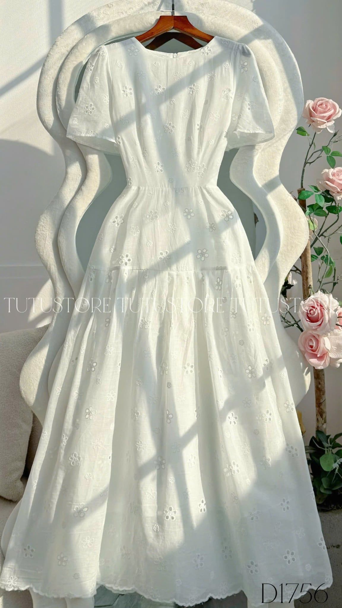 Đầm Thiết Kế Cổ Tròn Dáng Xòe Đi Chơi TuTu Store Mã D1756
