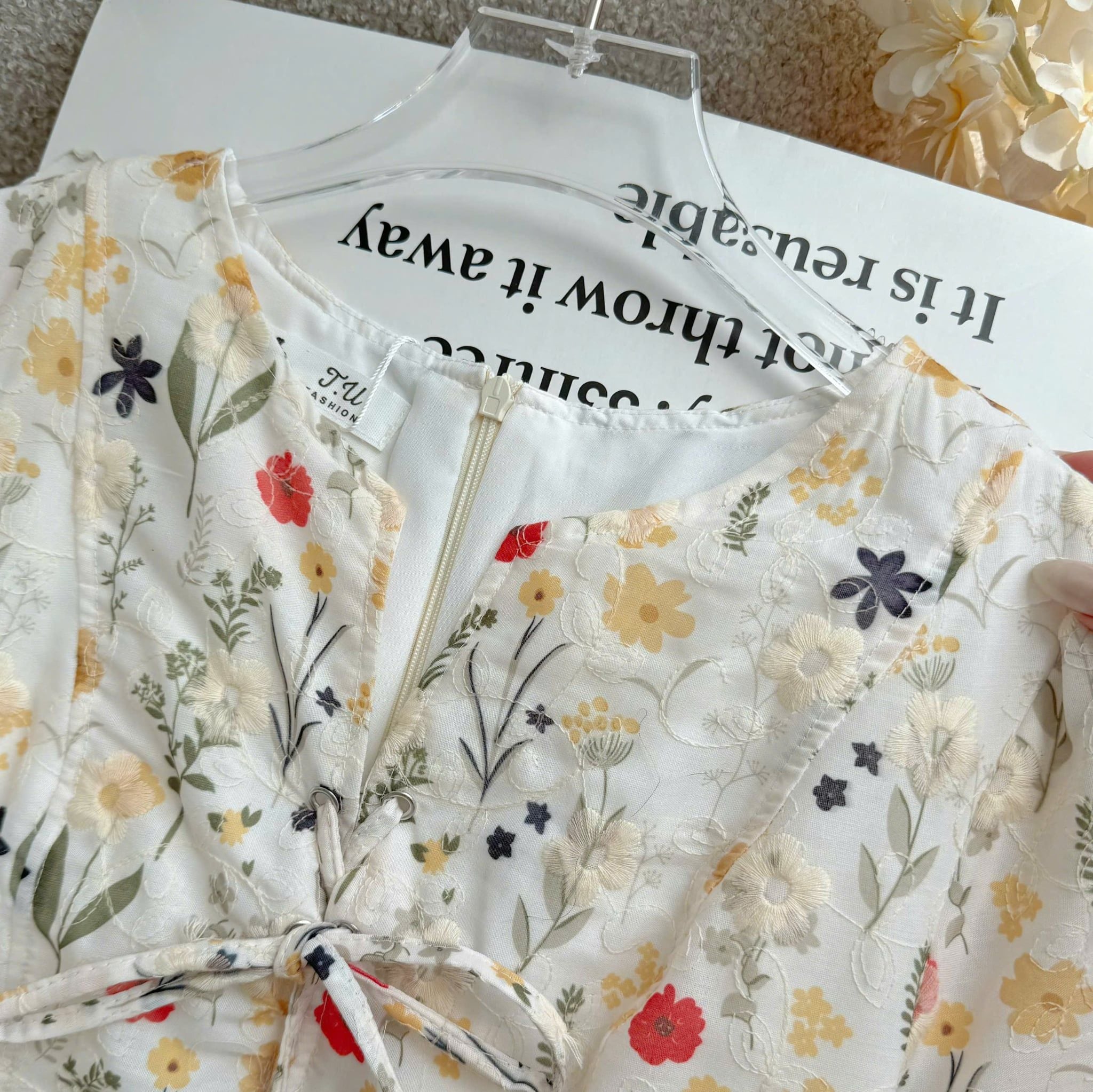 Đầm Thiết Kế Cổ V Thắt Nơ Form A Dài Thanh Lịch Đi Chơi TuTu Store Mã D1769