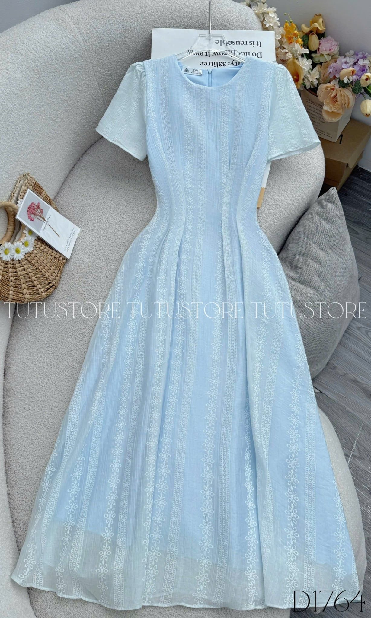 Đầm Thiết Kế Cổ Tròn Dáng Xòe Đi Chơi TuTu Store Mã D1764